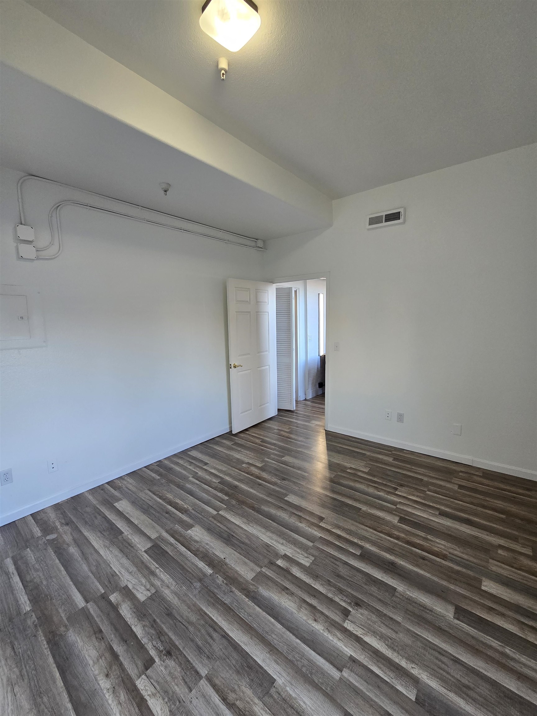 359 Colorado Avenue Property Photo 13