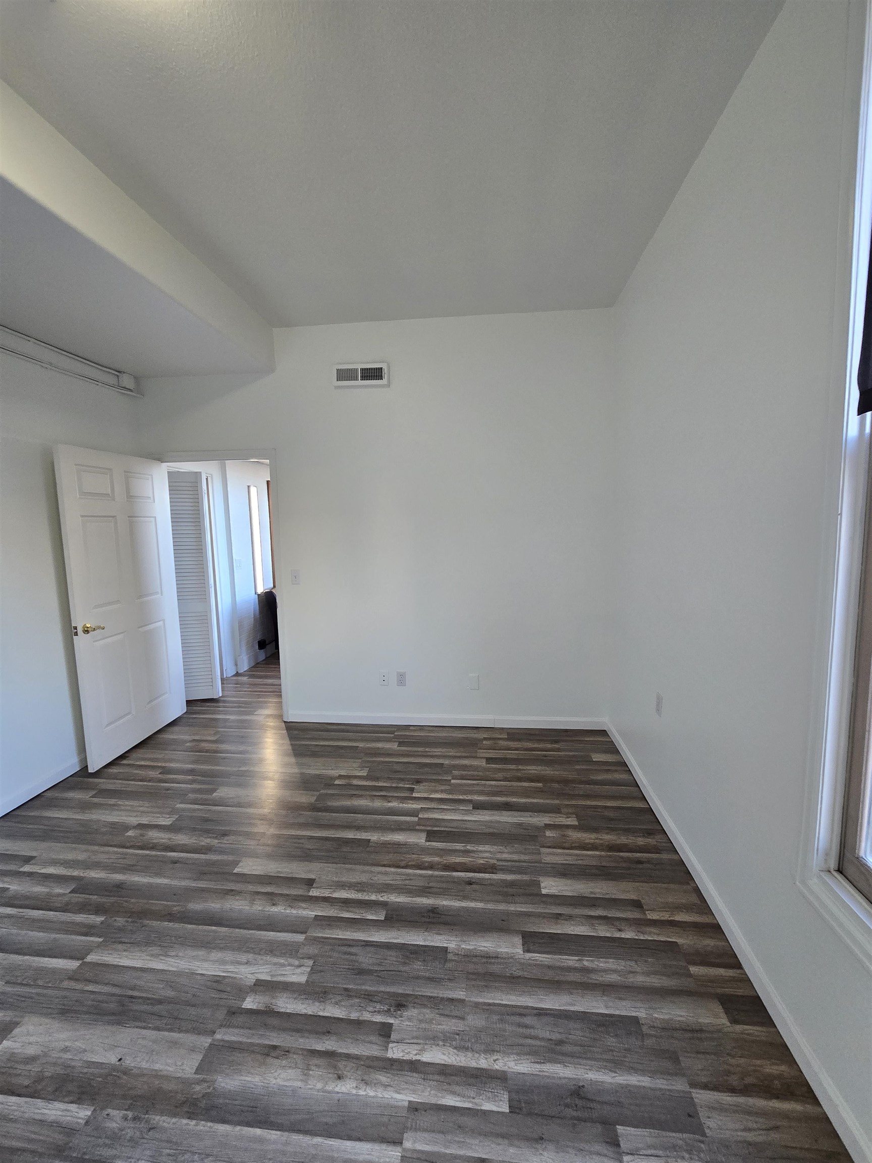 359 Colorado Avenue Property Photo 14