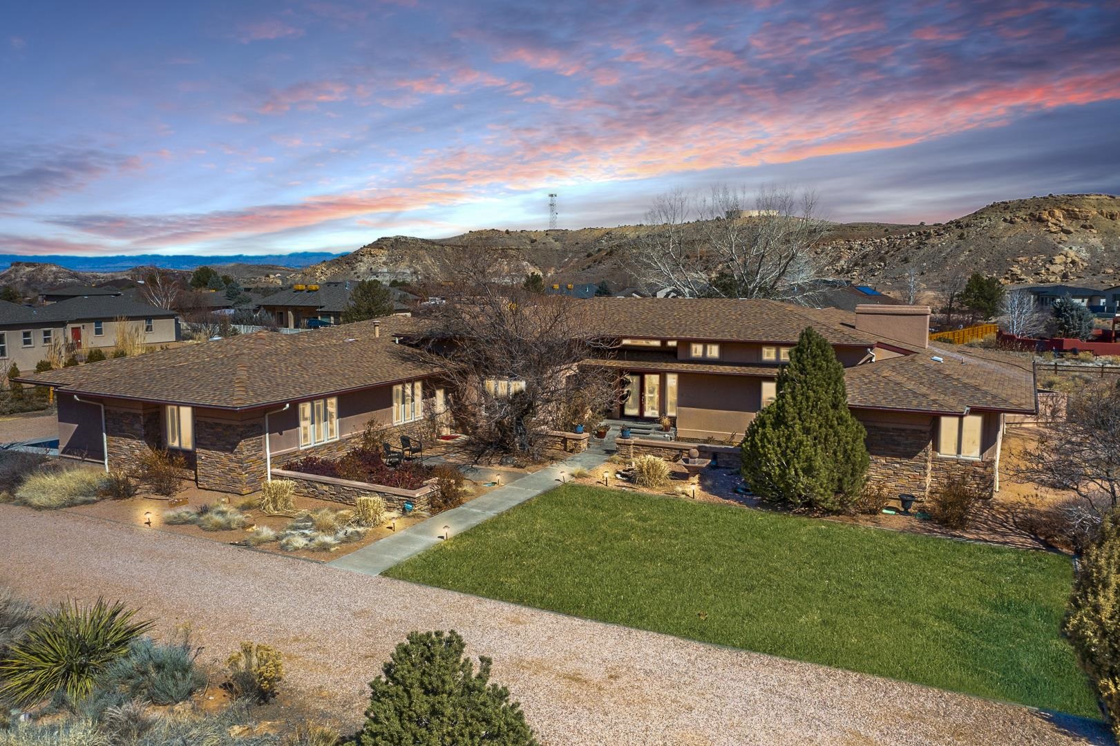 Monument Valley Real Estate Listings Main Image