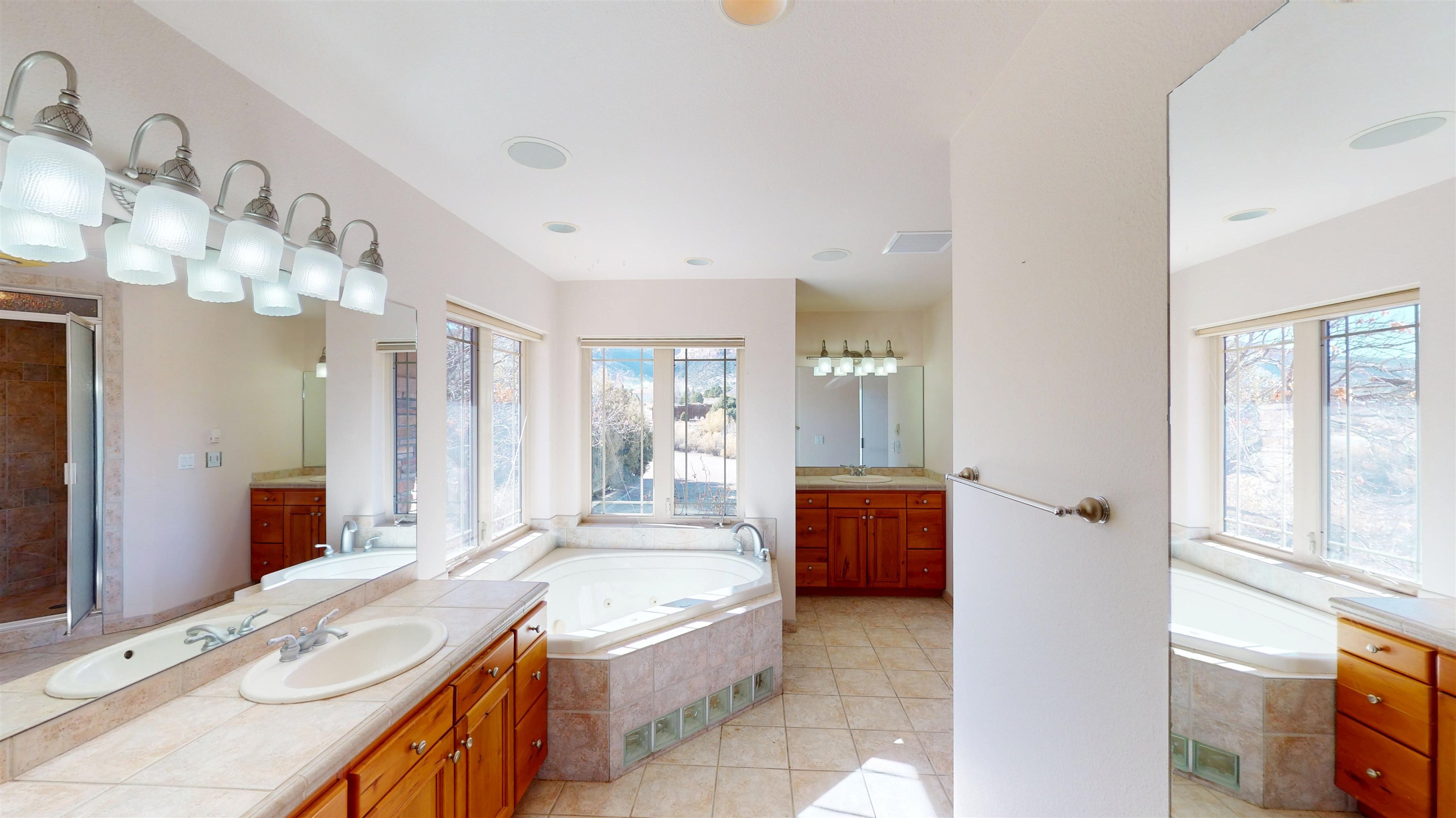 336 Serpents Trail Drive Property Photo 16