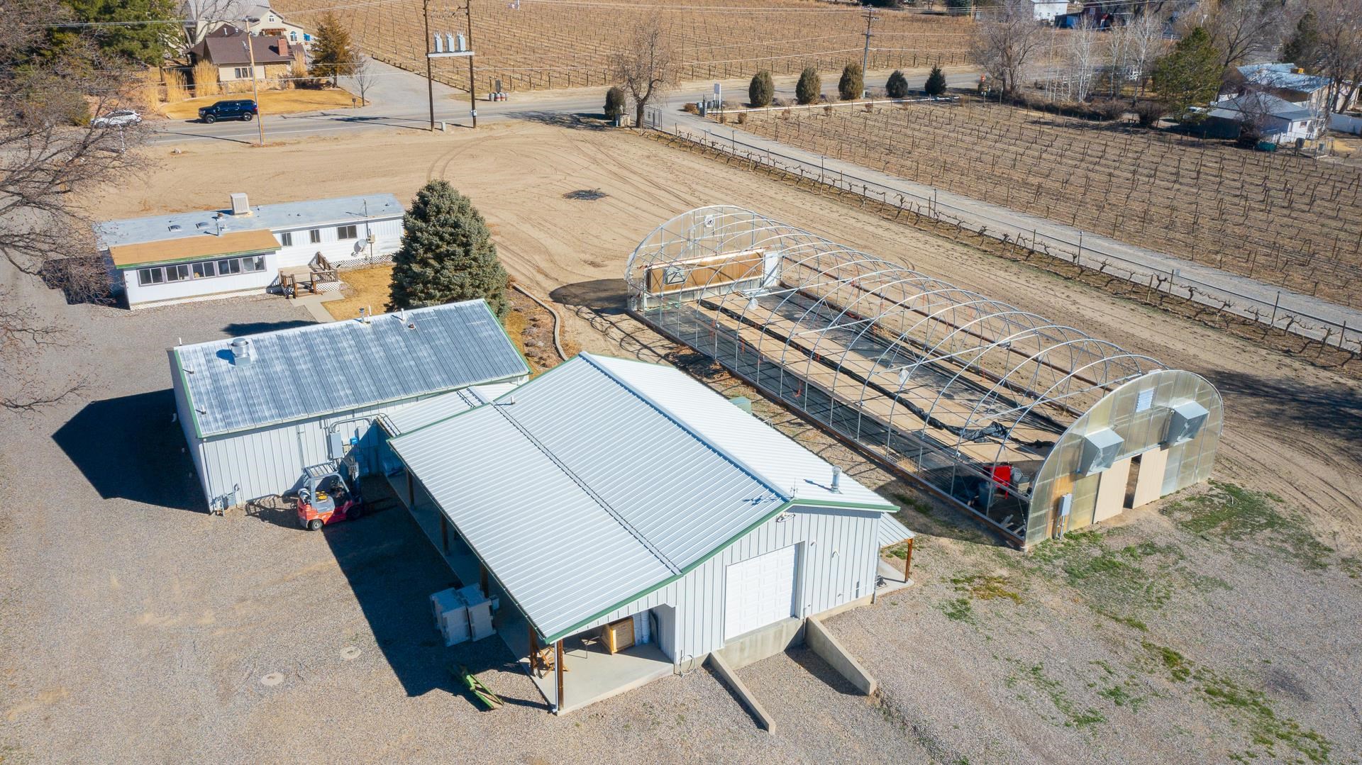 3573 G Road Property Photo 4