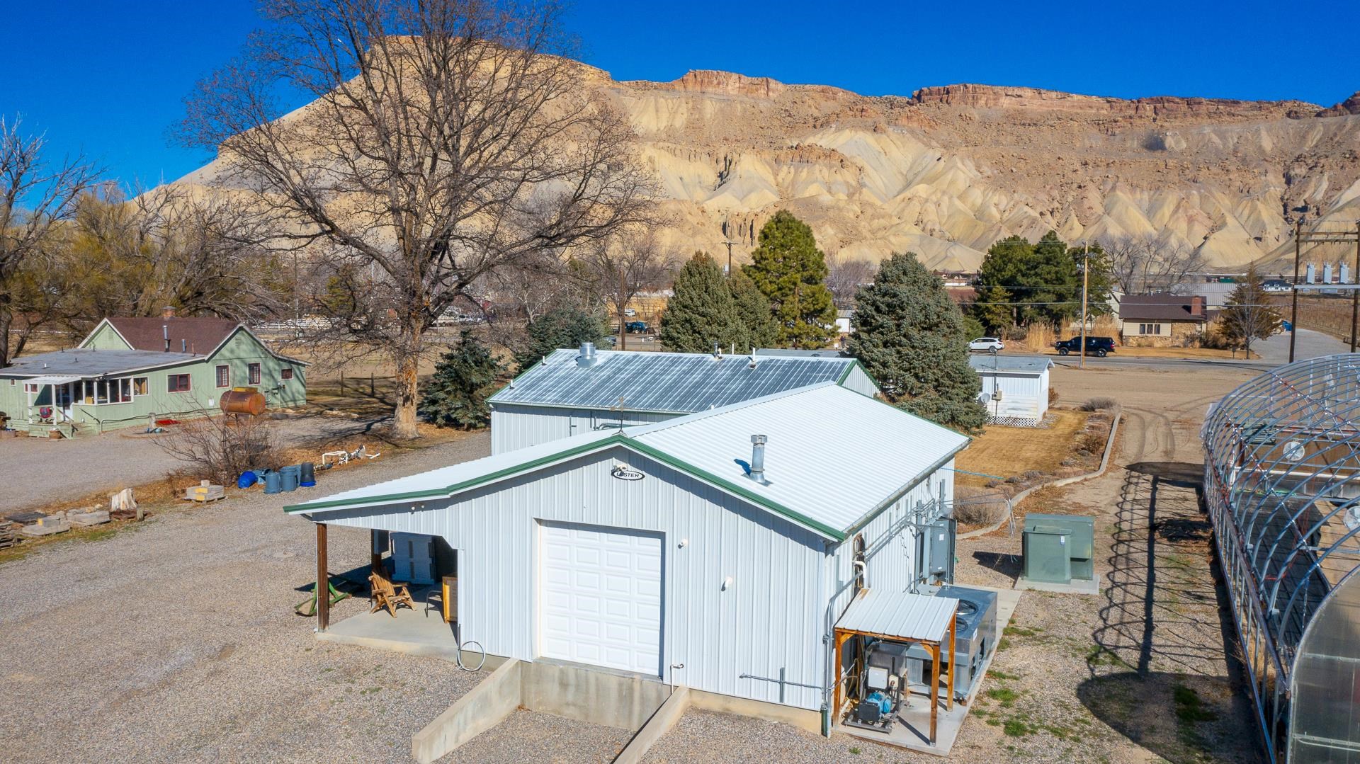 3573 G Road Property Photo 24