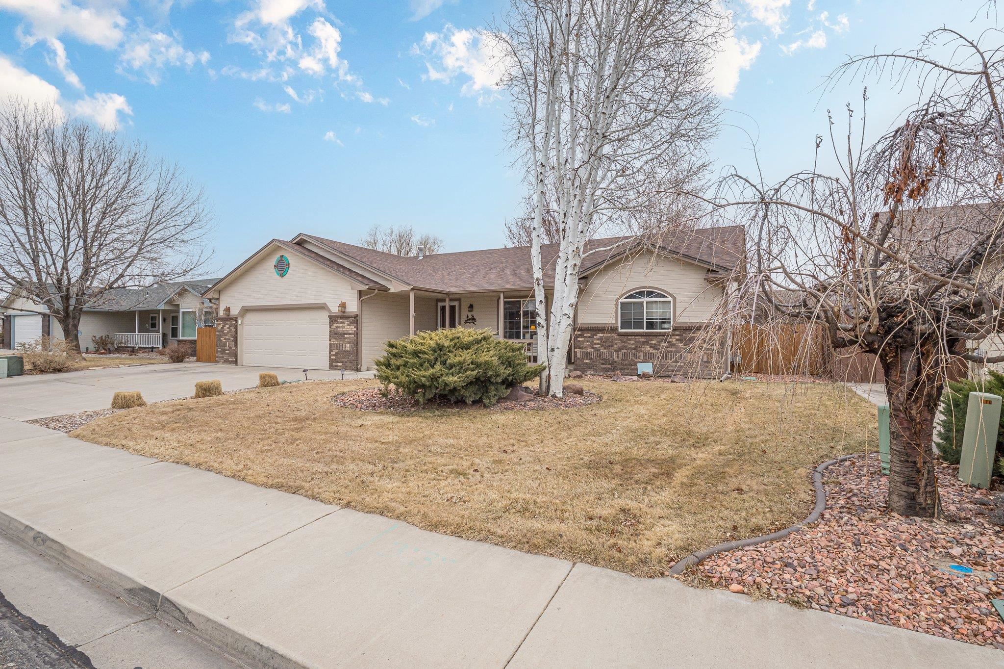 414 Comstock Drive Property Photo 4