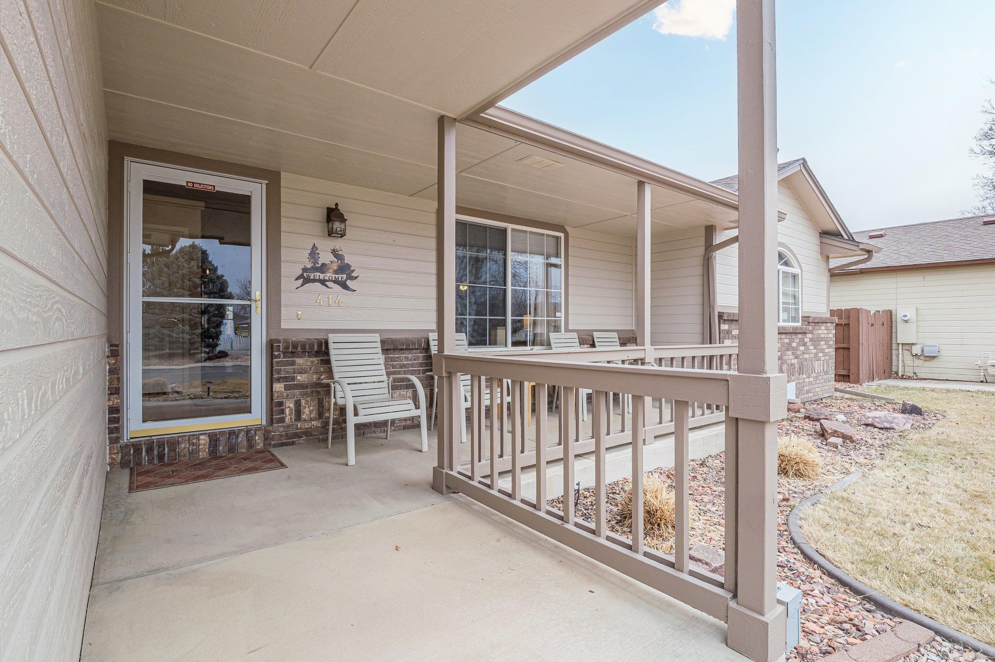 414 Comstock Drive Property Photo 5
