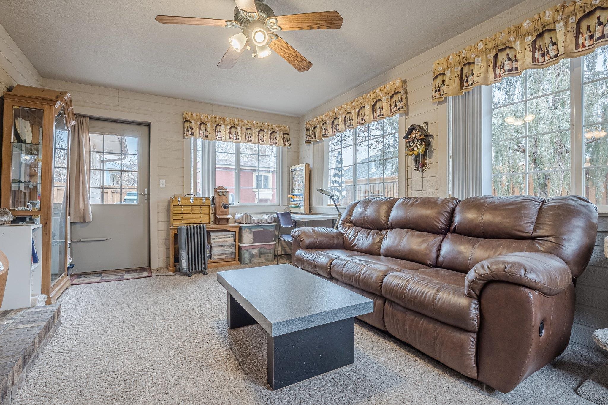 414 Comstock Drive Property Photo 15