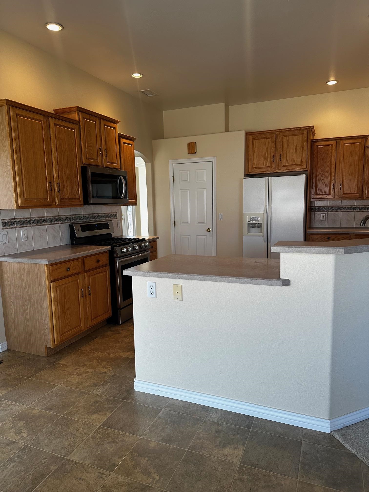 2812 Ridge Drive Property Photo 10