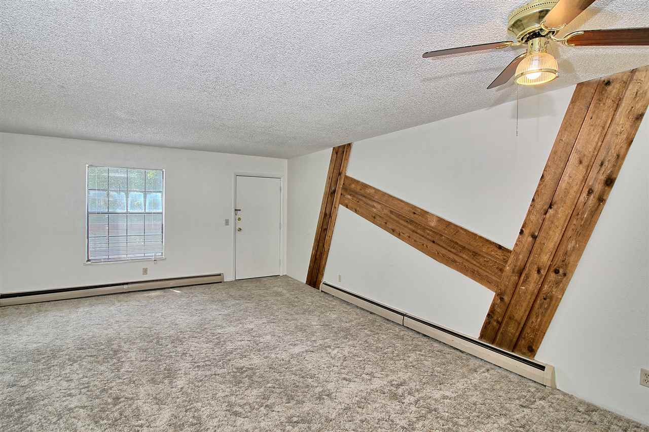 2260 N 13th Avenue Property Photo 14