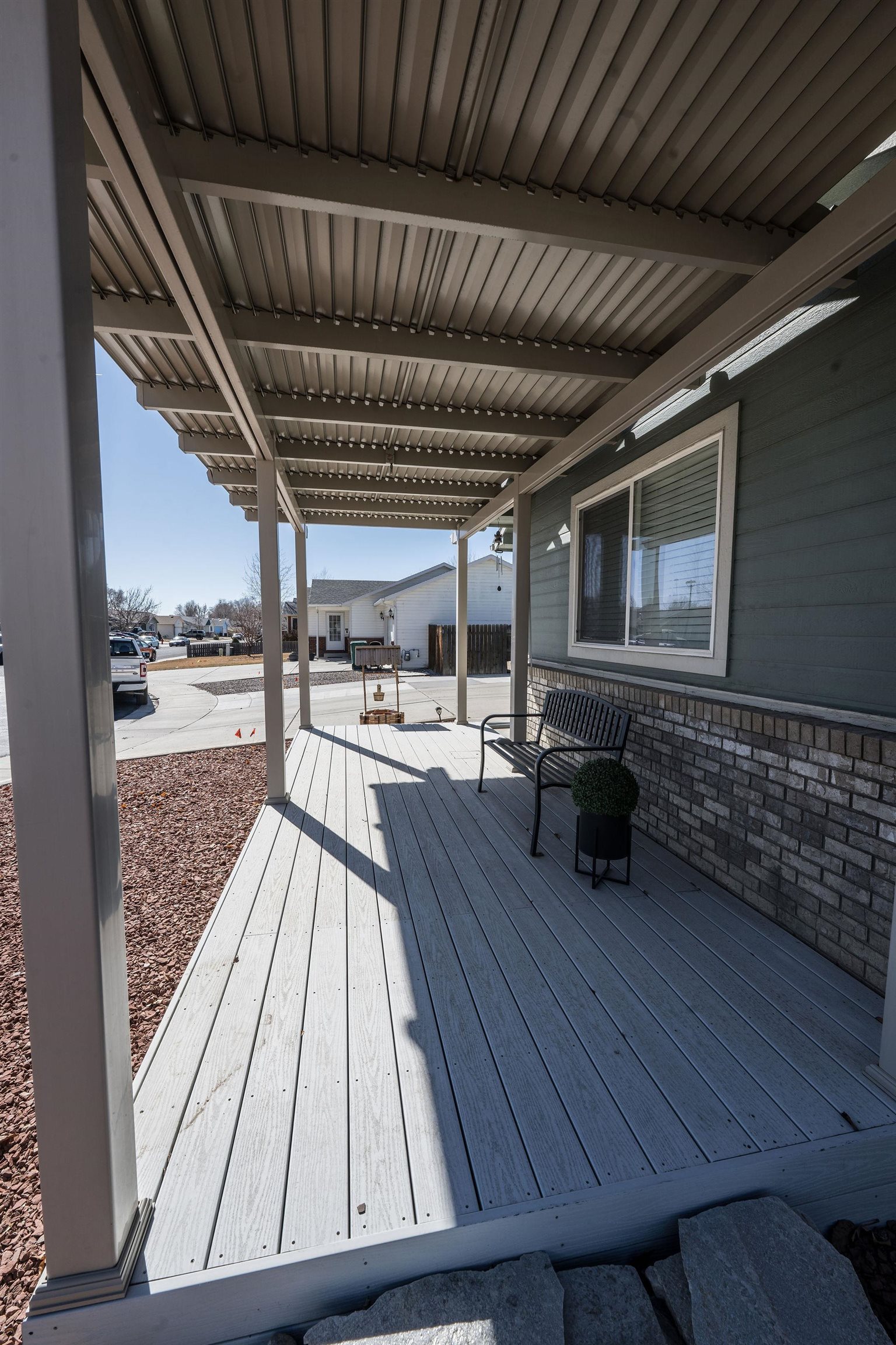 475 N Sun Court Property Photo 2