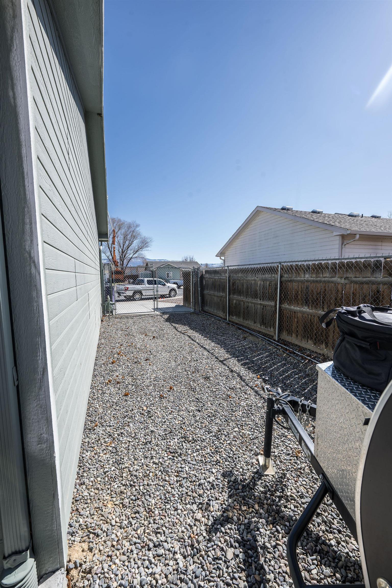 475 N Sun Court Property Photo 23