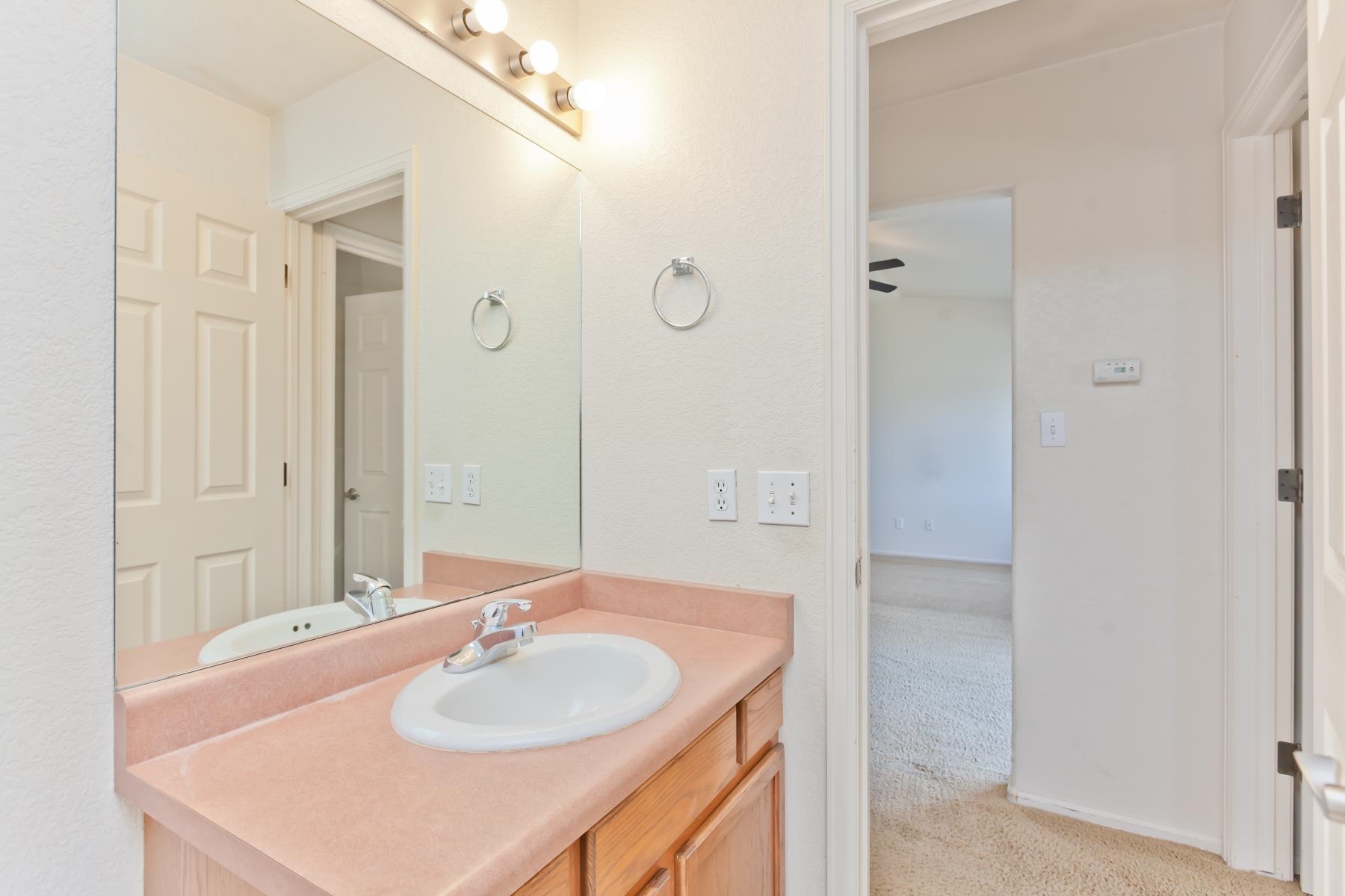 129 Drumlin Circle Property Photo 19