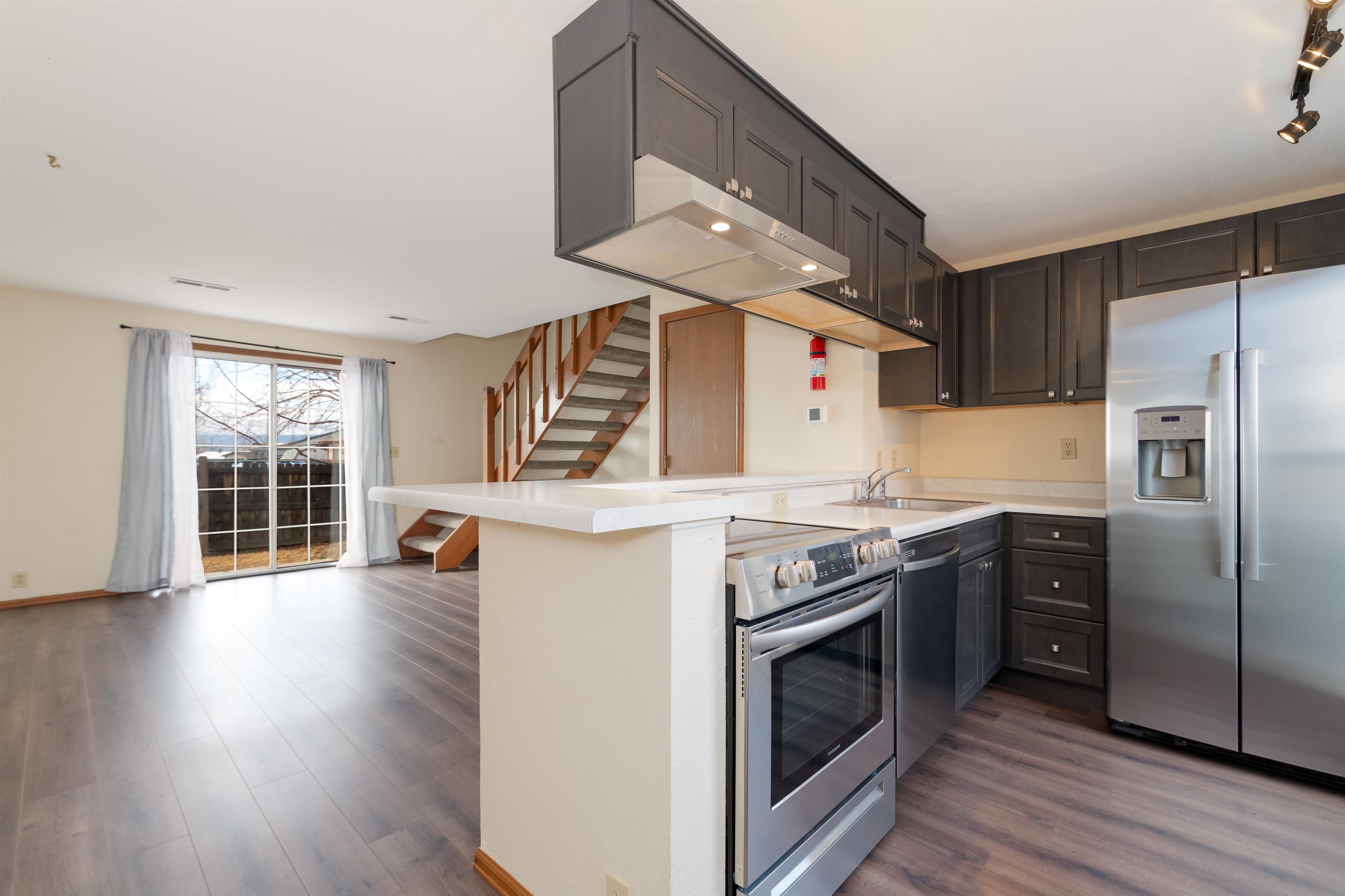 523 28 1/4 Road Property Photo 2