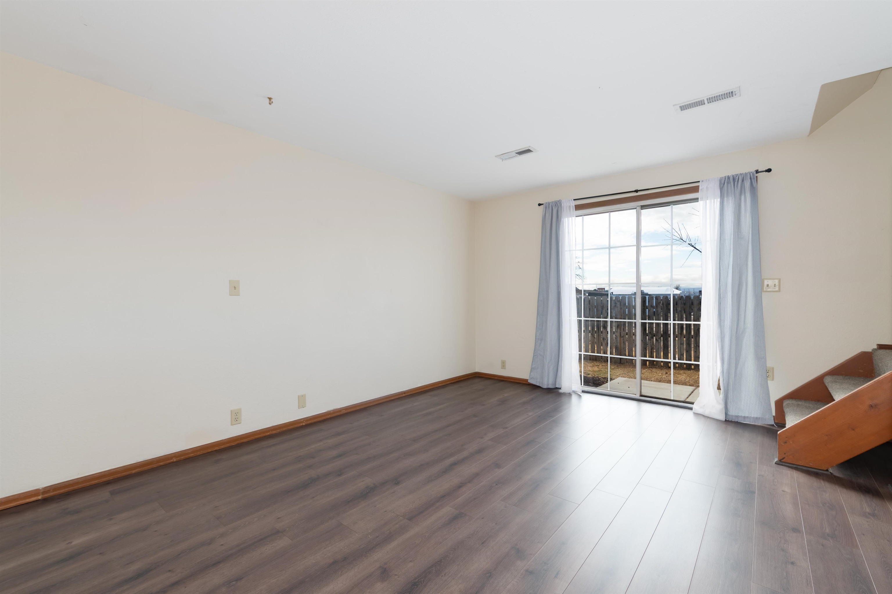 523 28 1/4 Road Property Photo 5