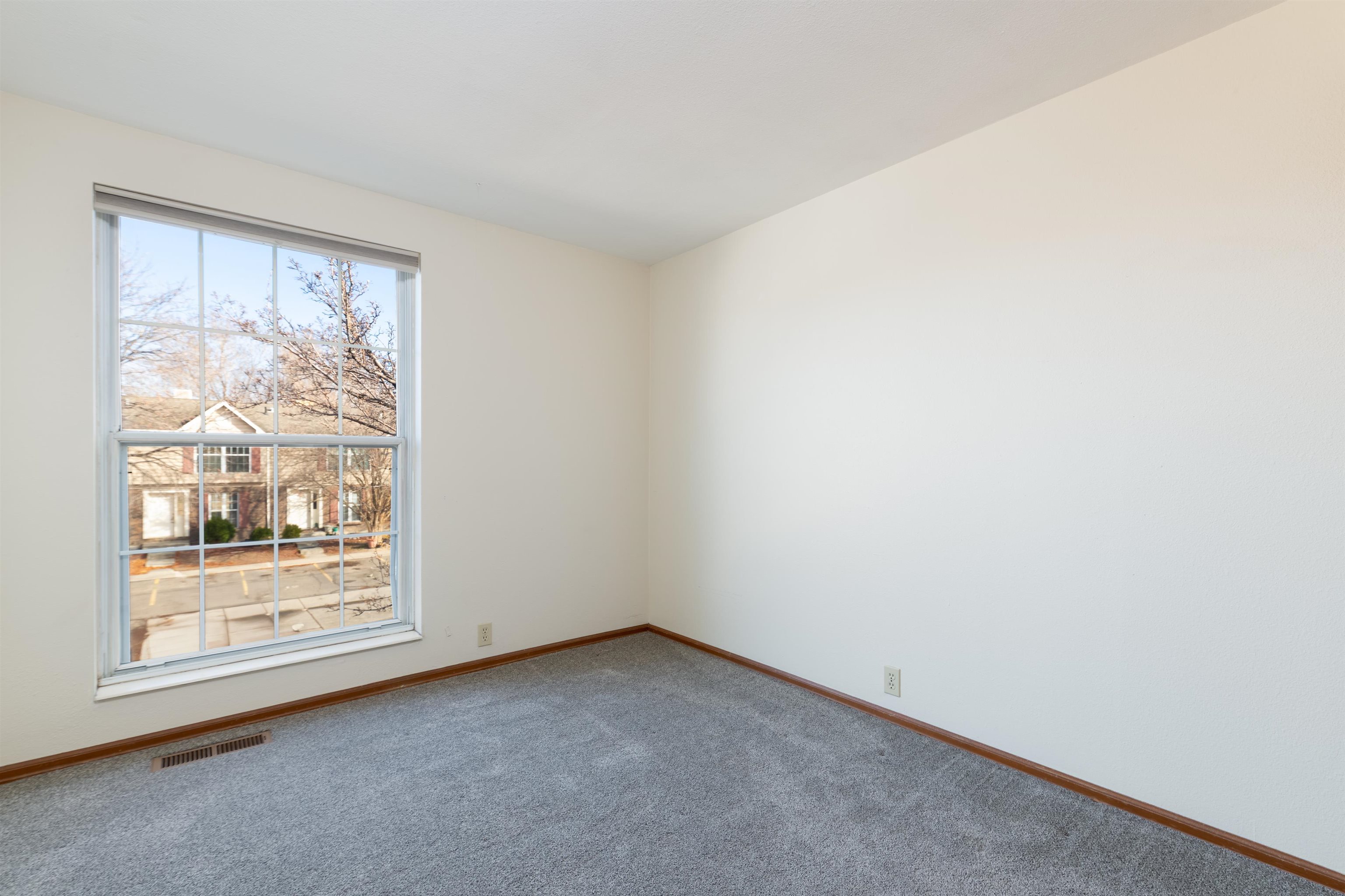 523 28 1/4 Road Property Photo 8