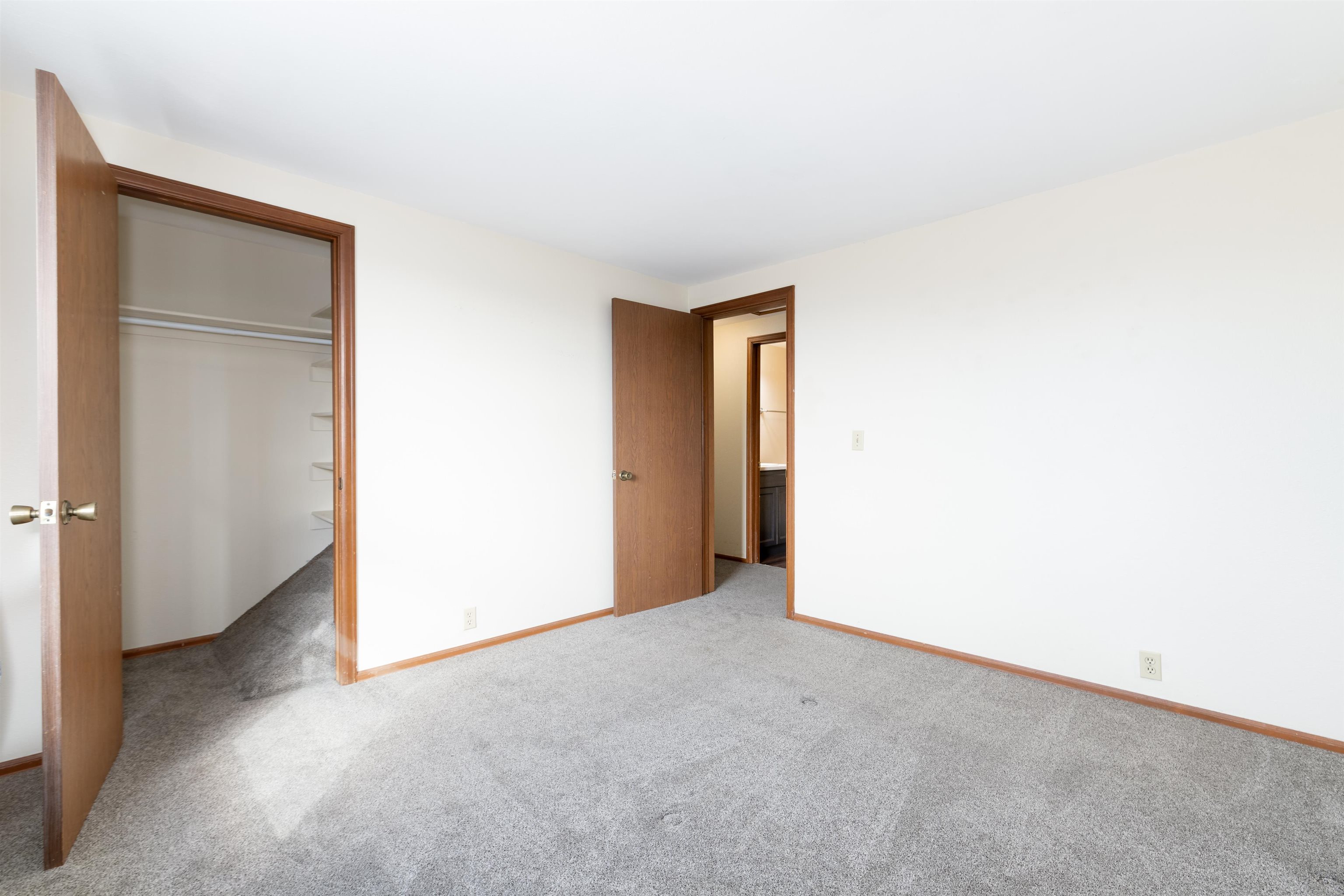 523 28 1/4 Road Property Photo 11