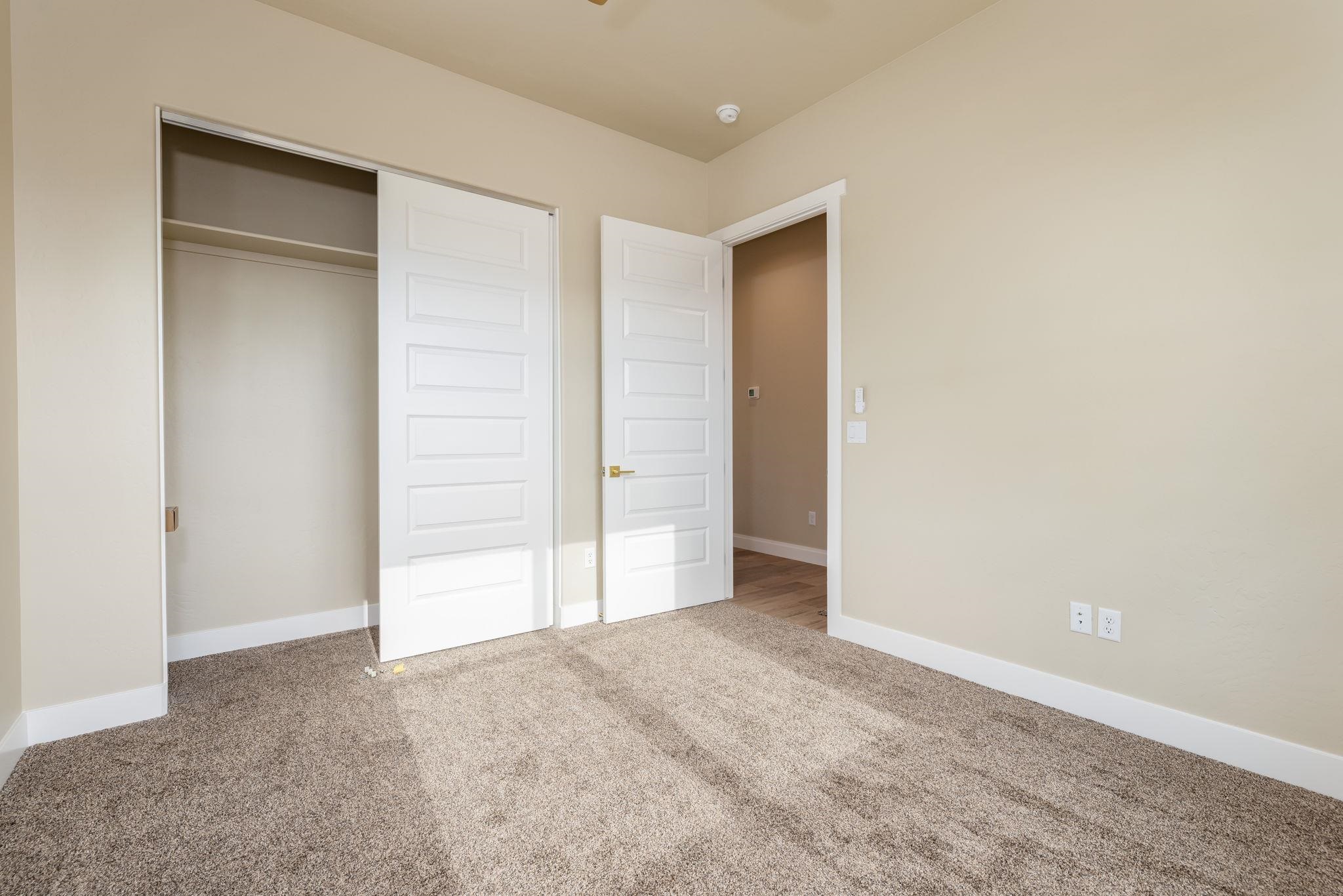523 Desert Peach Street Property Photo 14