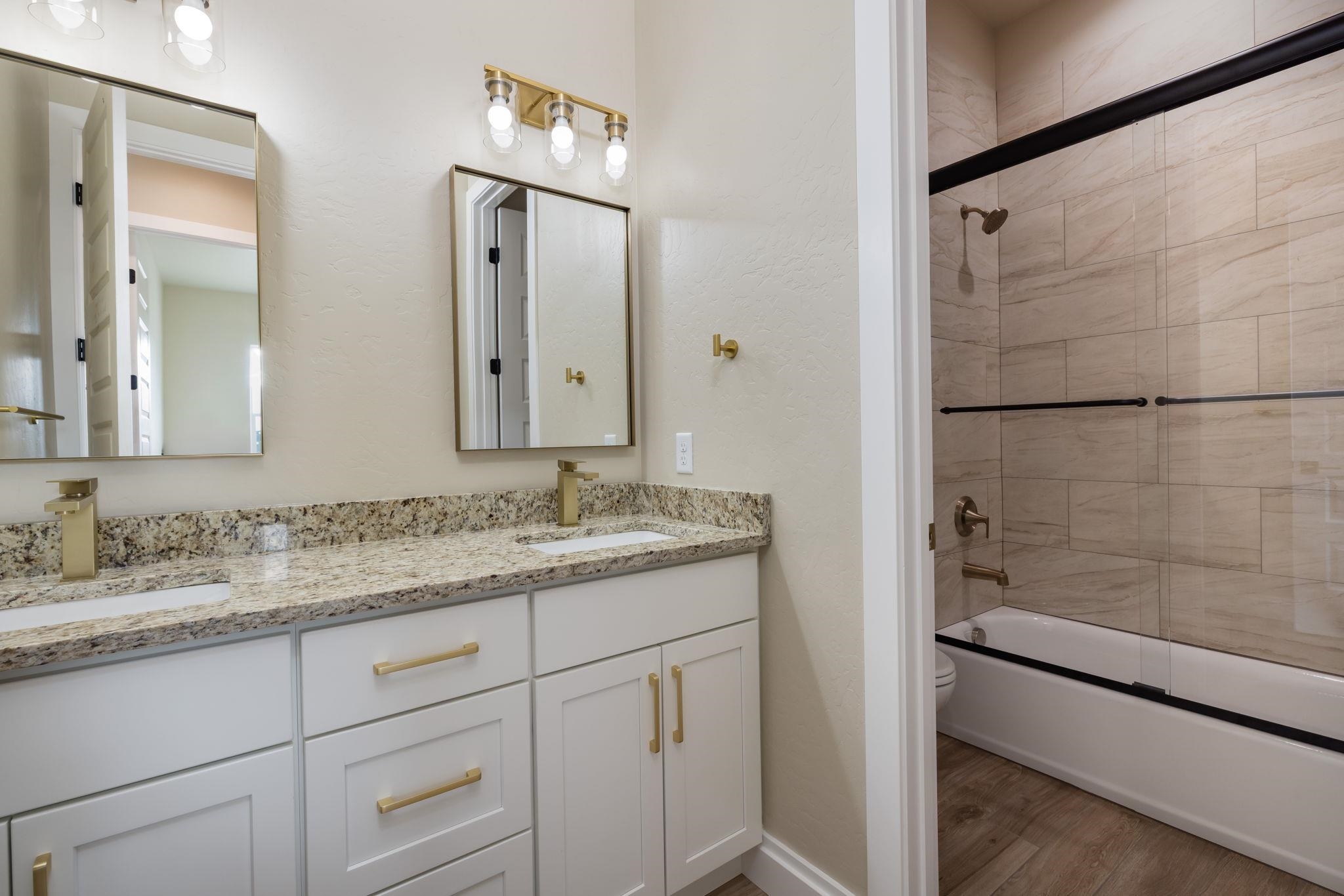 523 Desert Peach Street Property Photo 15