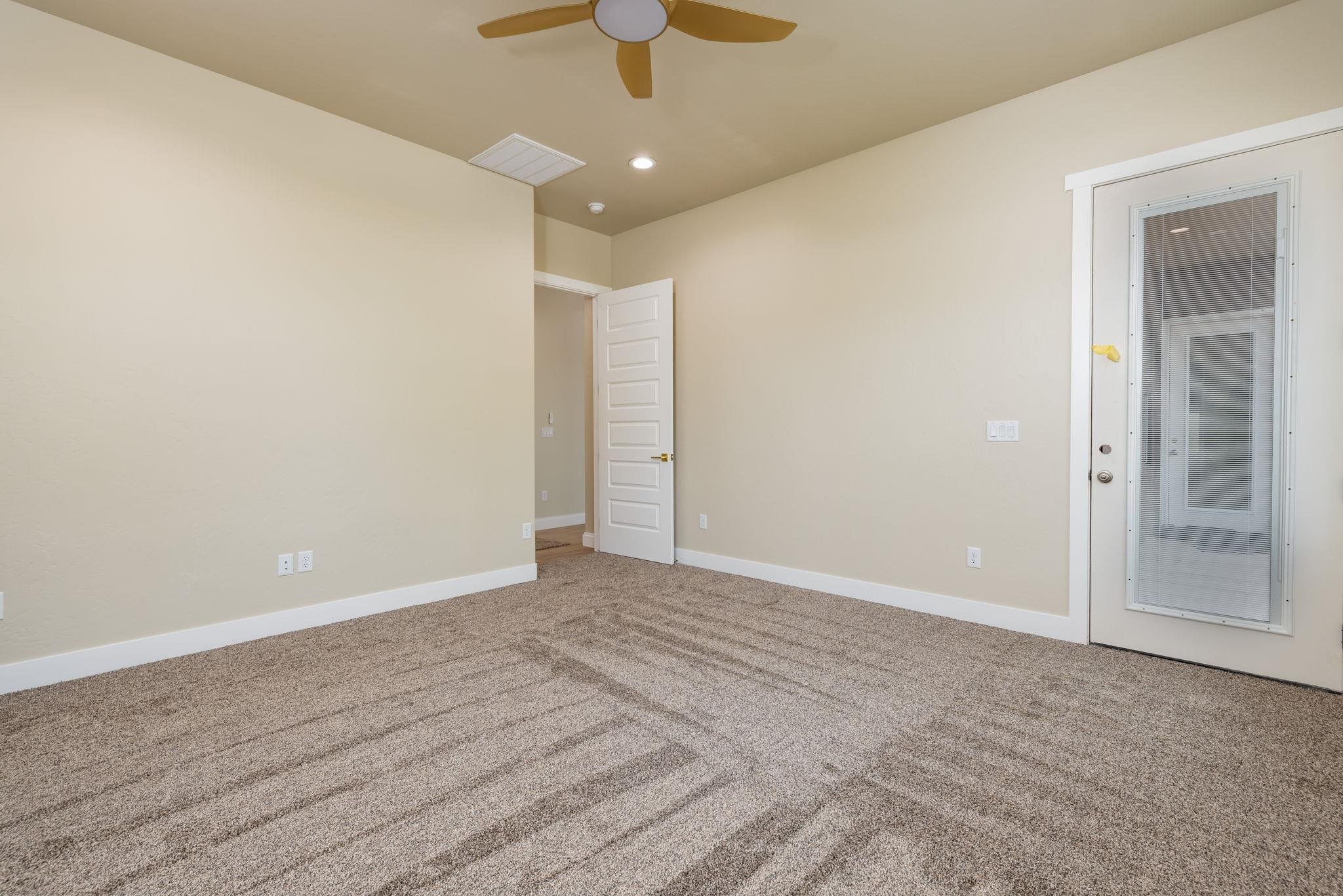 523 Desert Peach Street Property Photo 18