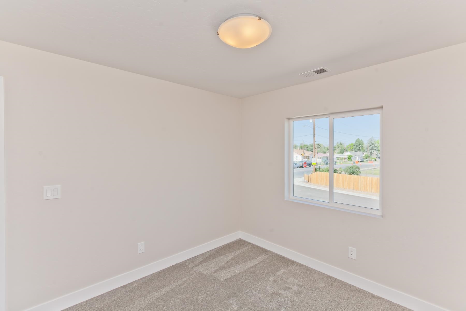 670 Nuvue Street Property Photo 22