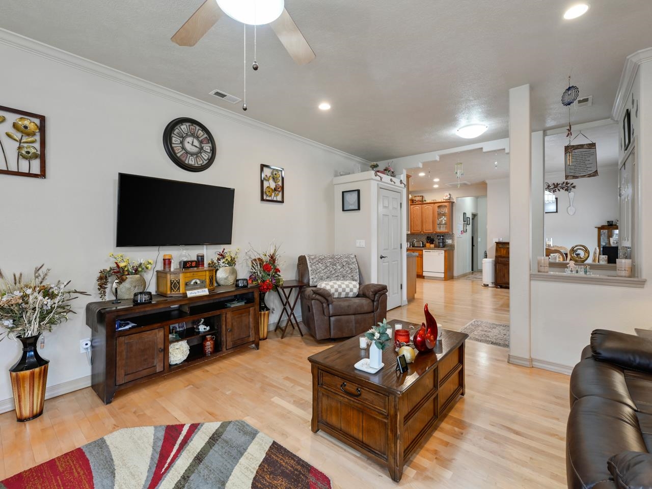 1564 Treehaven Court Property Photo 7