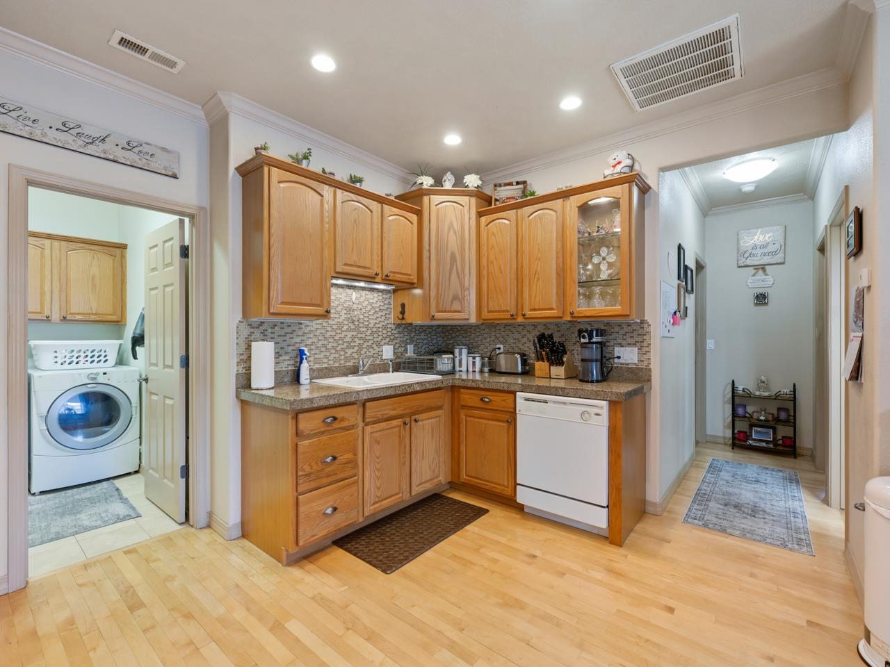 1564 Treehaven Court Property Photo 9