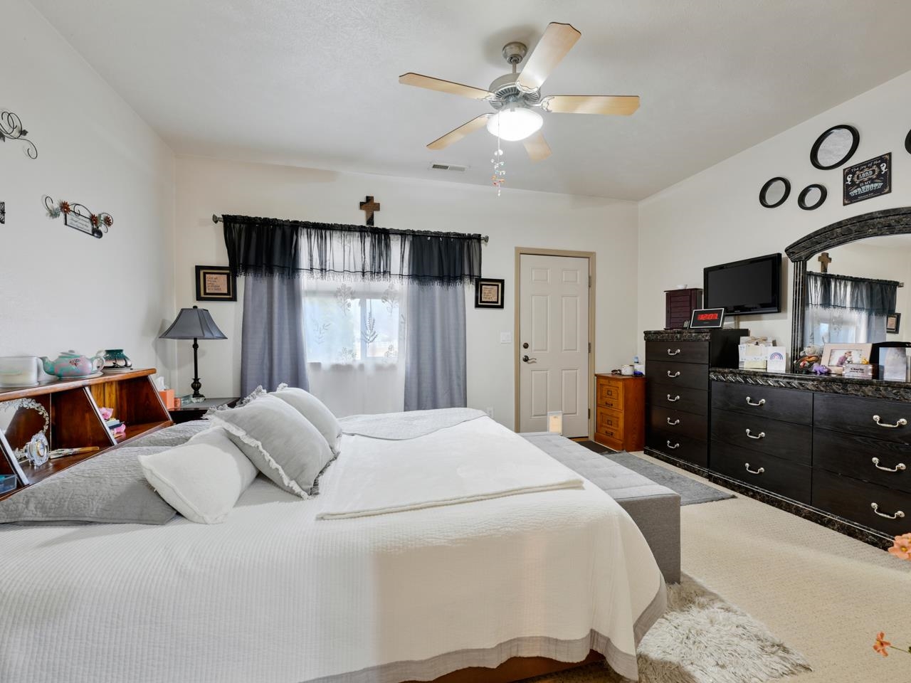 1564 Treehaven Court Property Photo 13