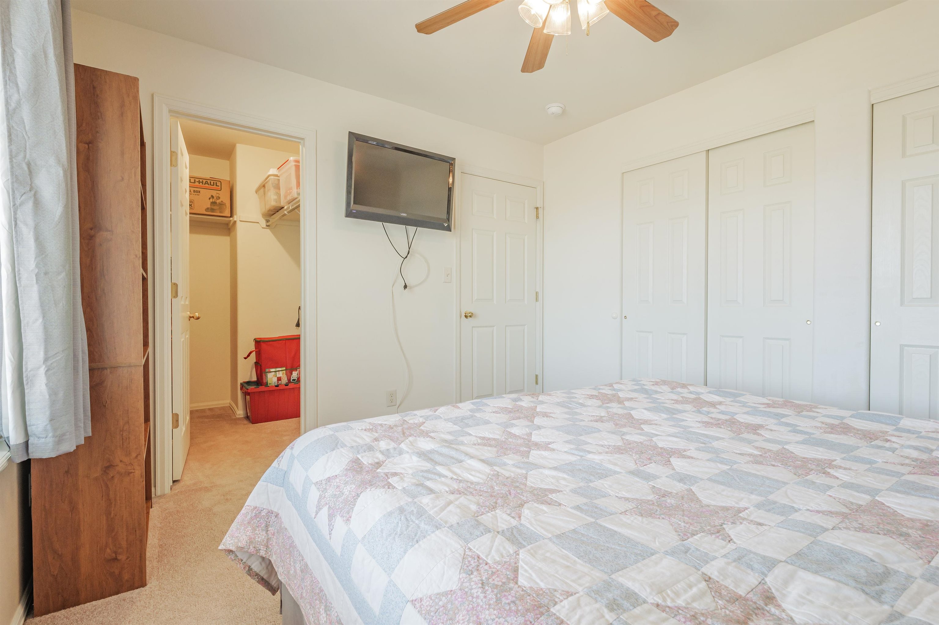 386 1/2 Skyler Street Property Photo 29