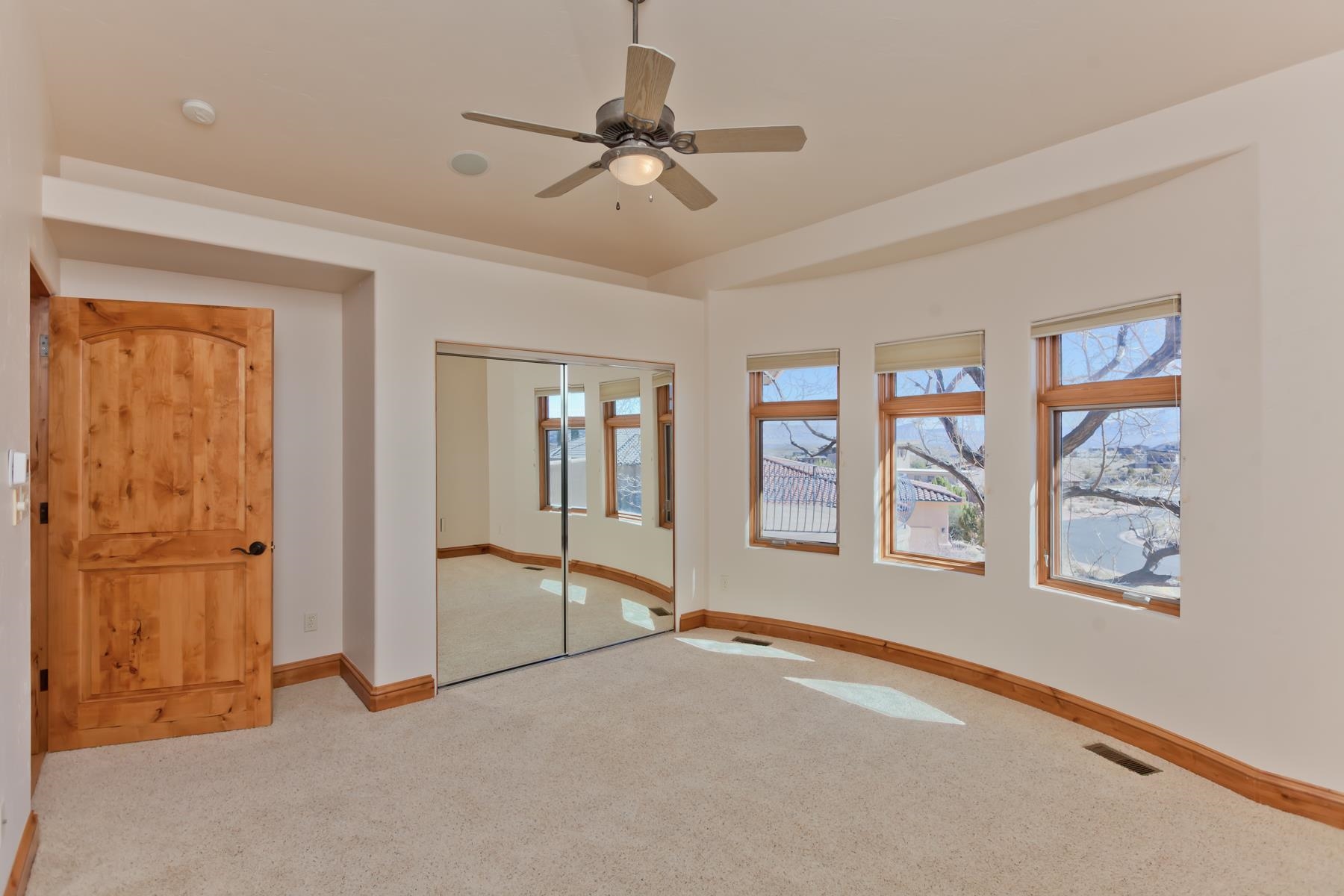 2330 Meridian Court Property Photo 23
