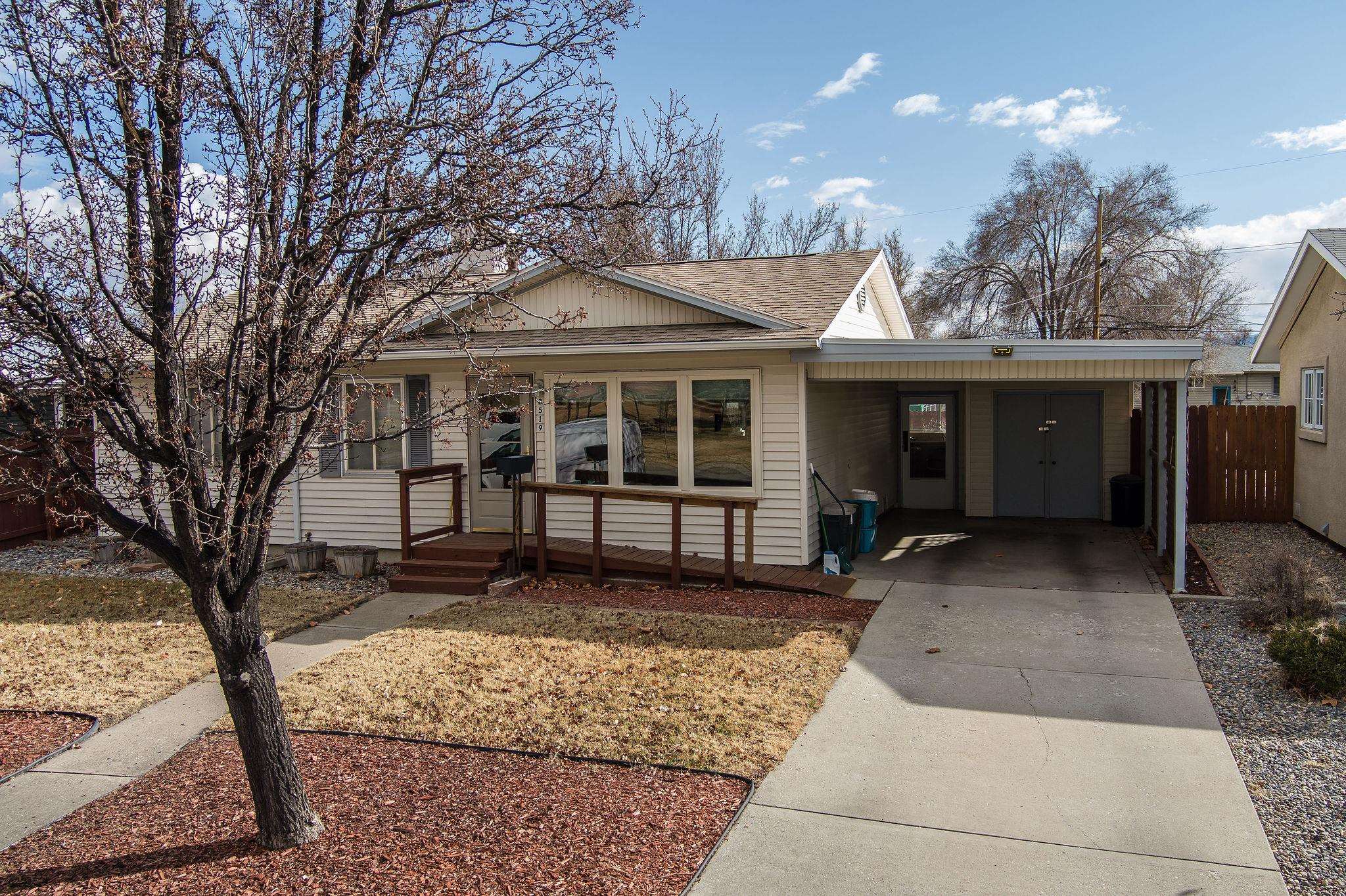 2519 Hall Avenue Property Photo 4