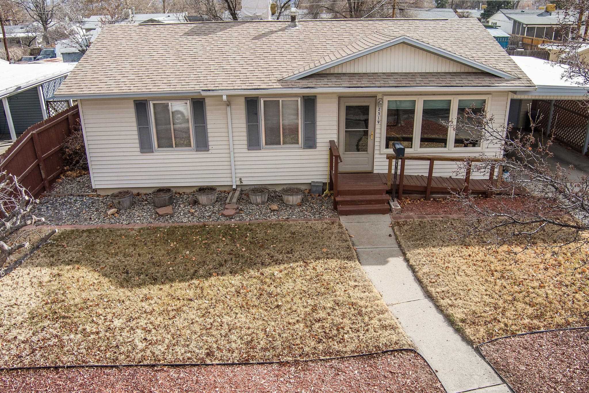 2519 Hall Avenue Property Photo 5
