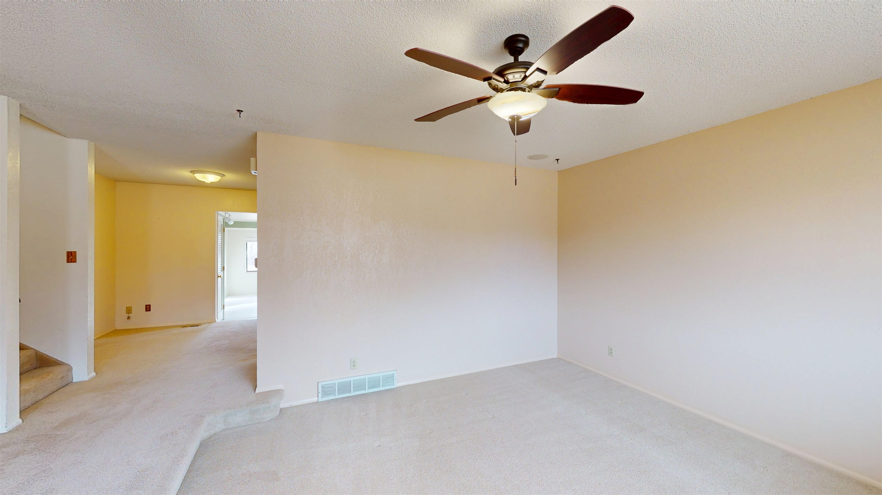 3305 Laurel Lane Property Photo 5