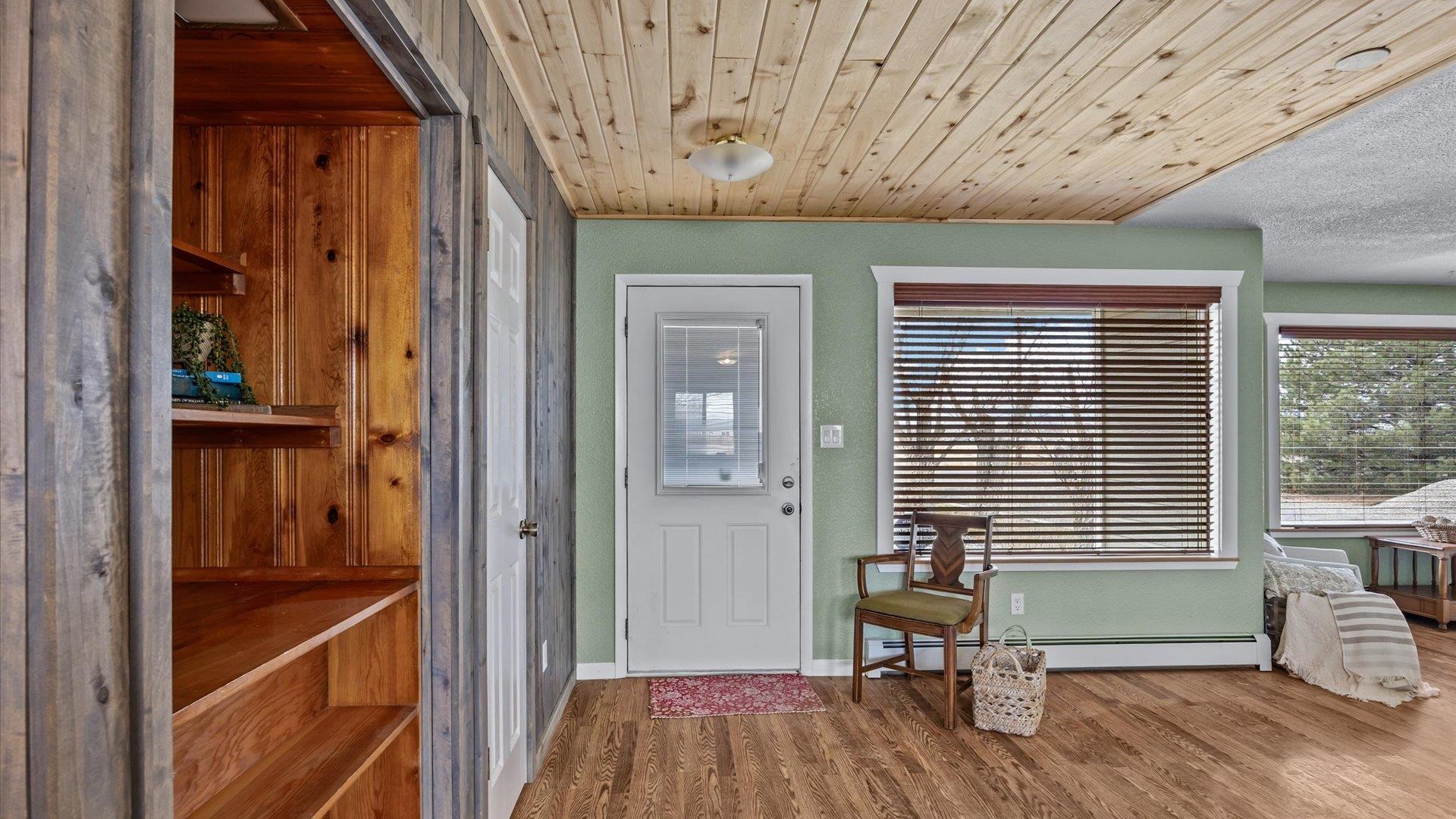 3086 D 1/2 Road Property Photo 2