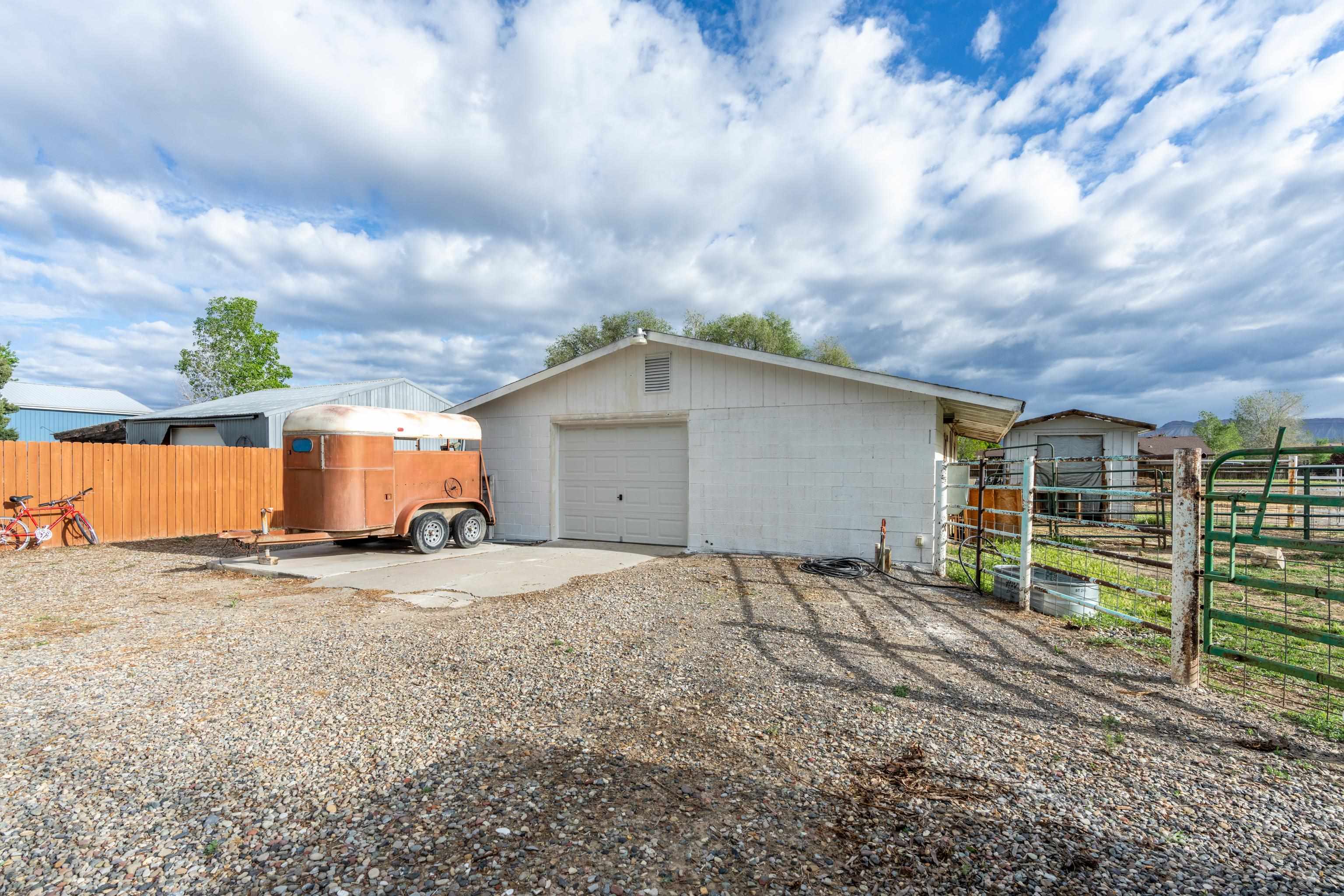 3086 D 1/2 Road Property Photo 19