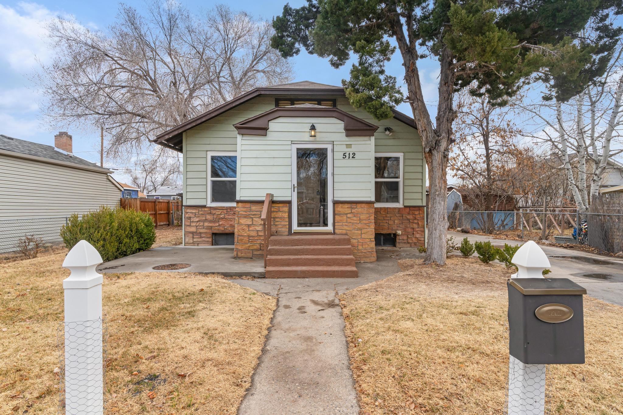 Slocombs Real Estate Listings Main Image