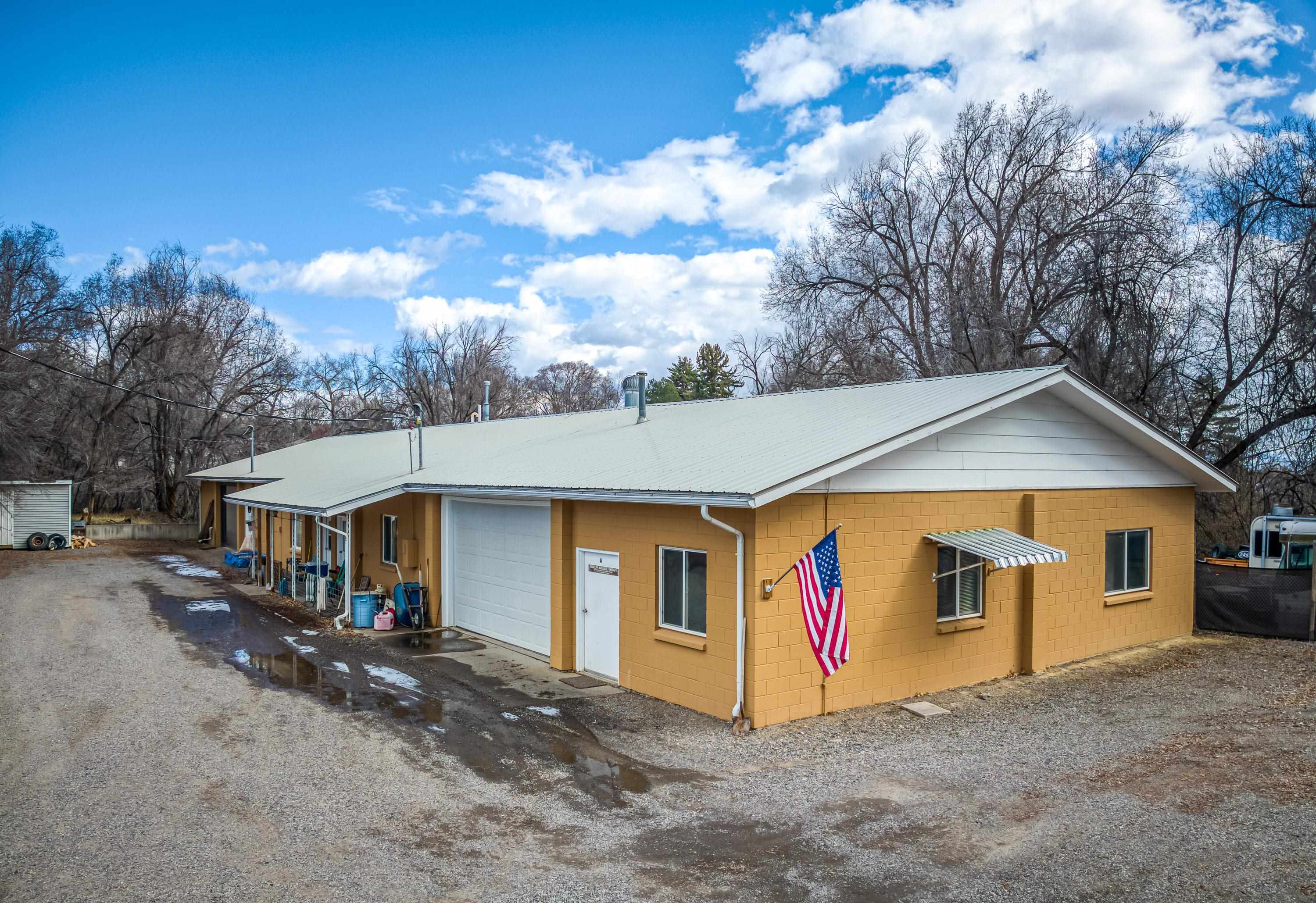 875 W Main Street Property Photo