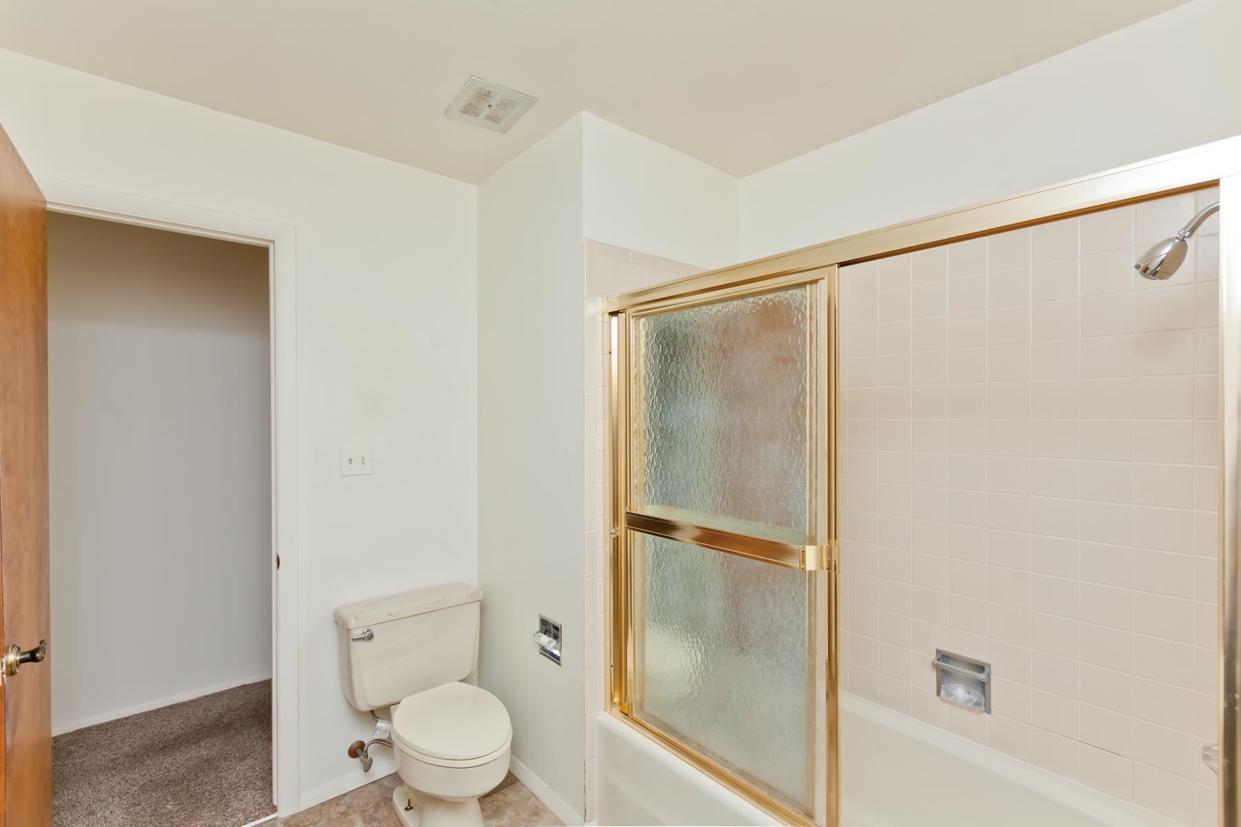 2717 N 8th Court Property Photo 21