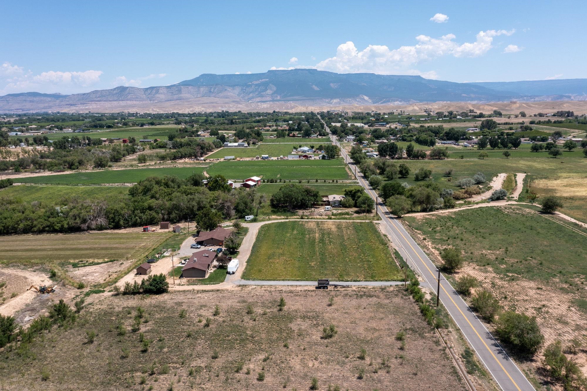 3214 C Road Property Photo 4