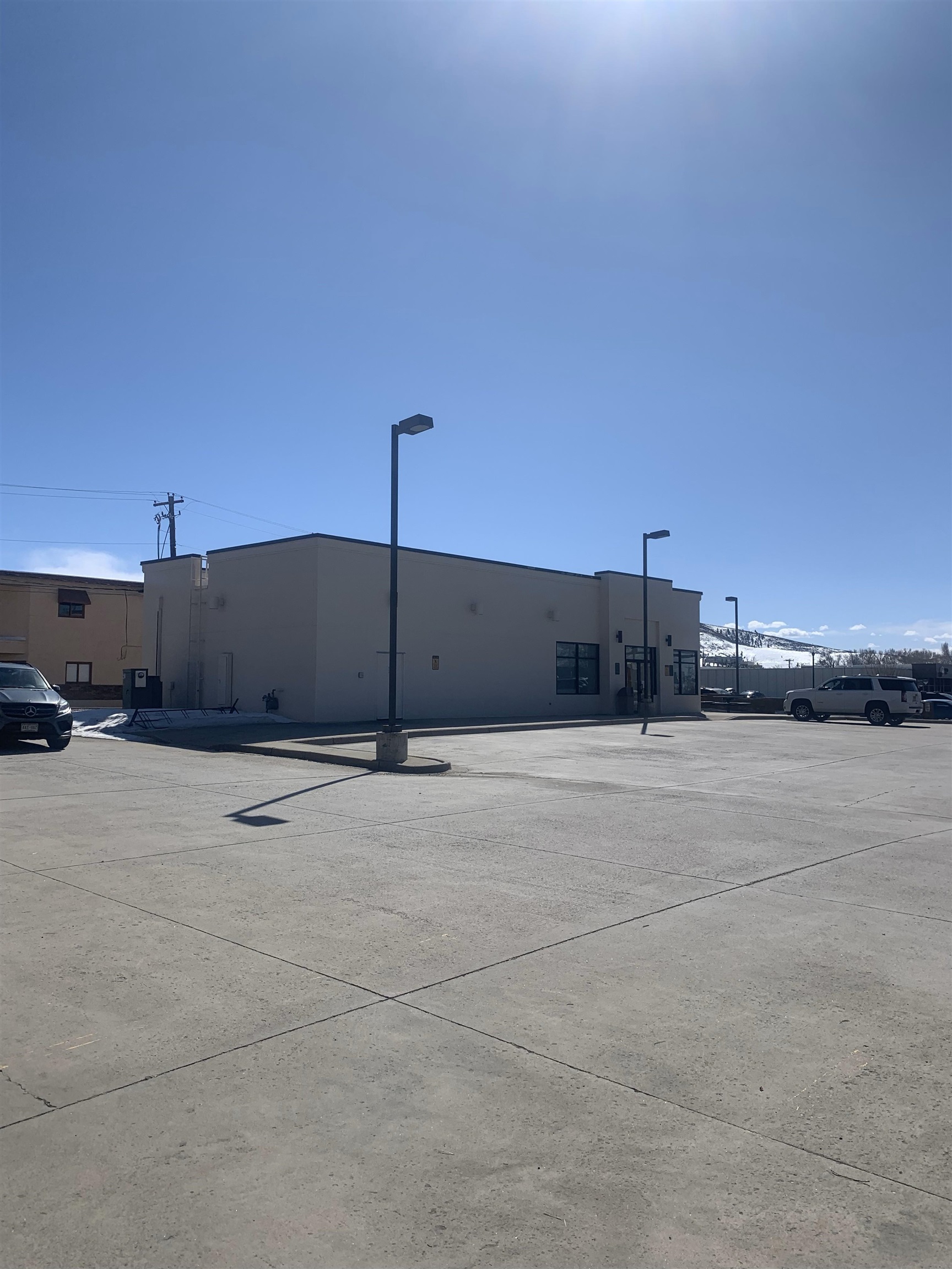 310 W Tomichi Avenue Property Photo 4