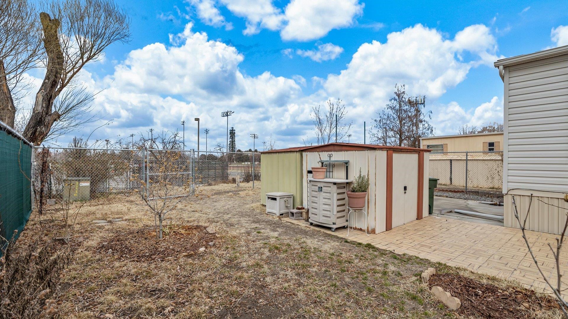 541 1/2 Willow Road Property Photo 18