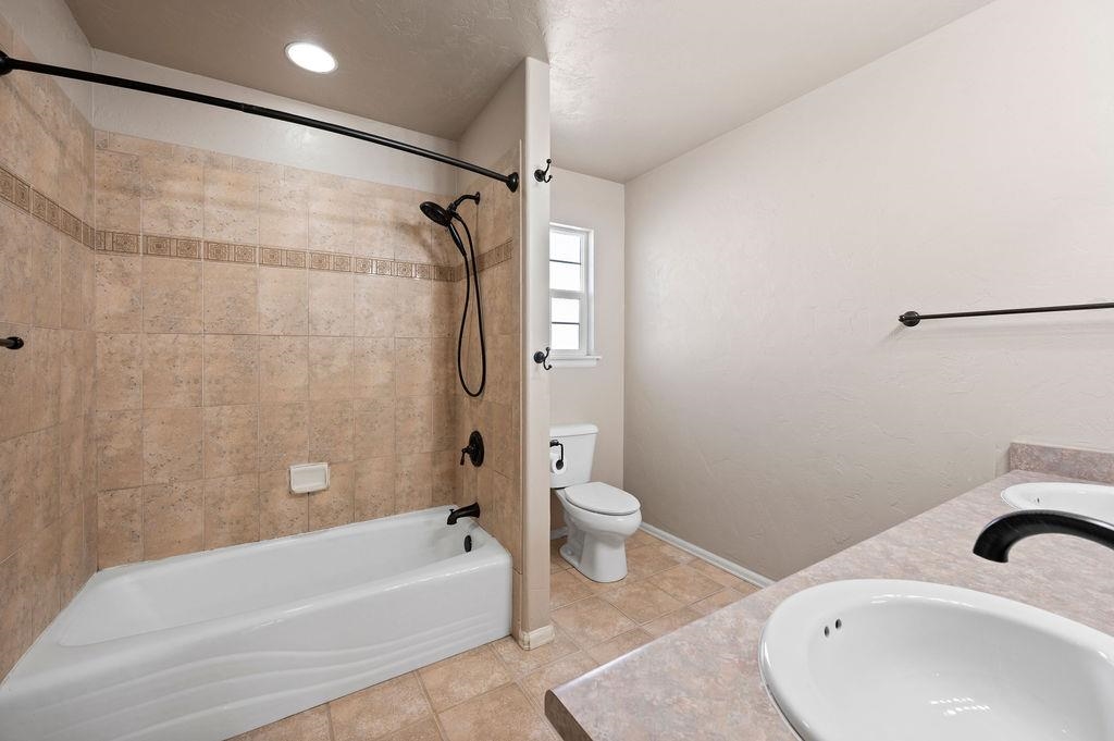 3138 1/2 F 1/2 Road Property Photo 15