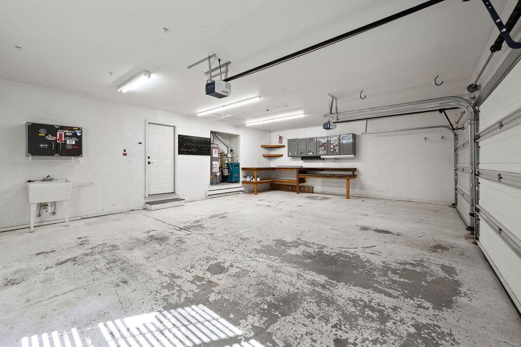 3138 1/2 F 1/2 Road Property Photo 23