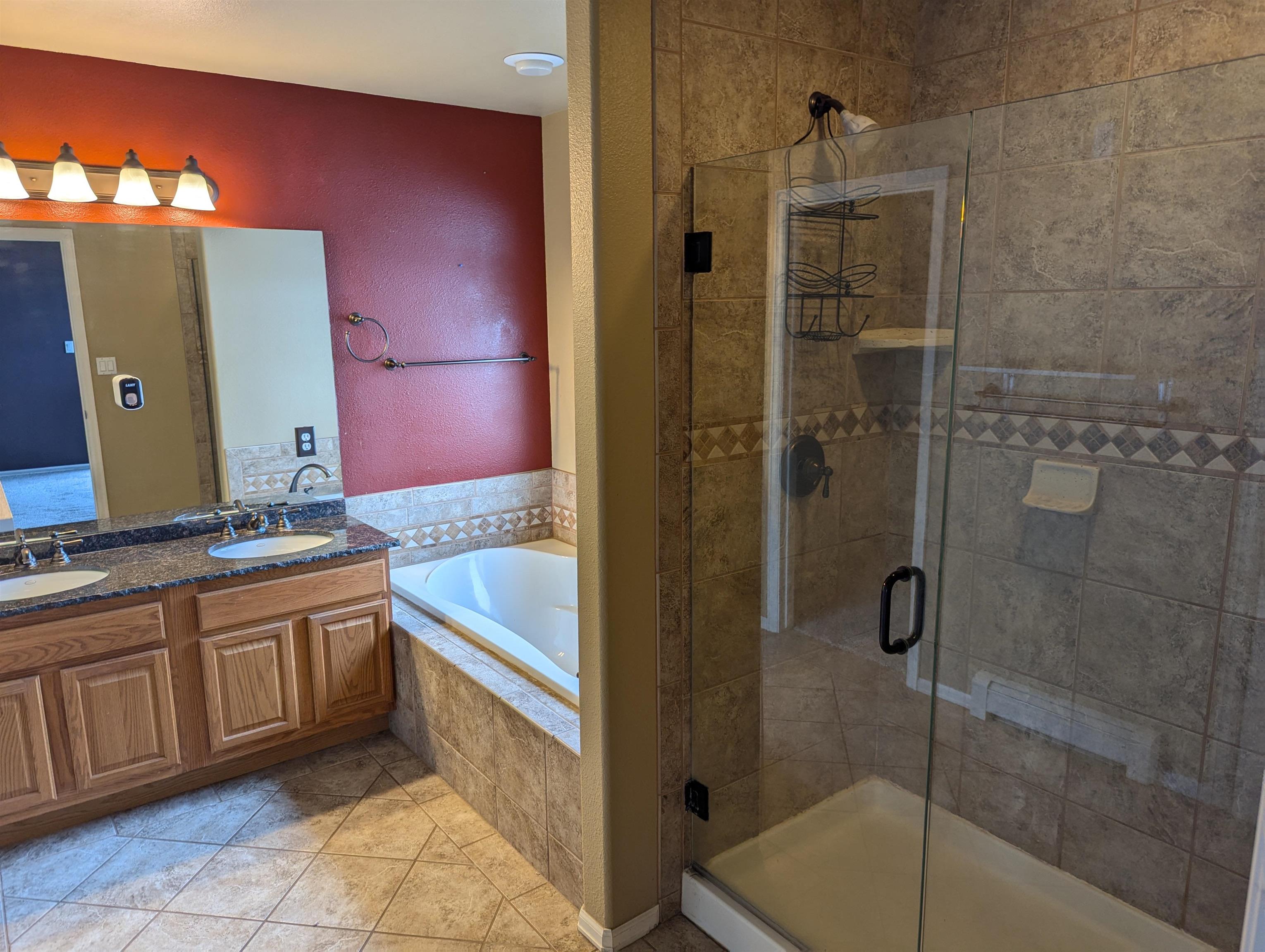 3010 Oakwood Drive Property Photo 5