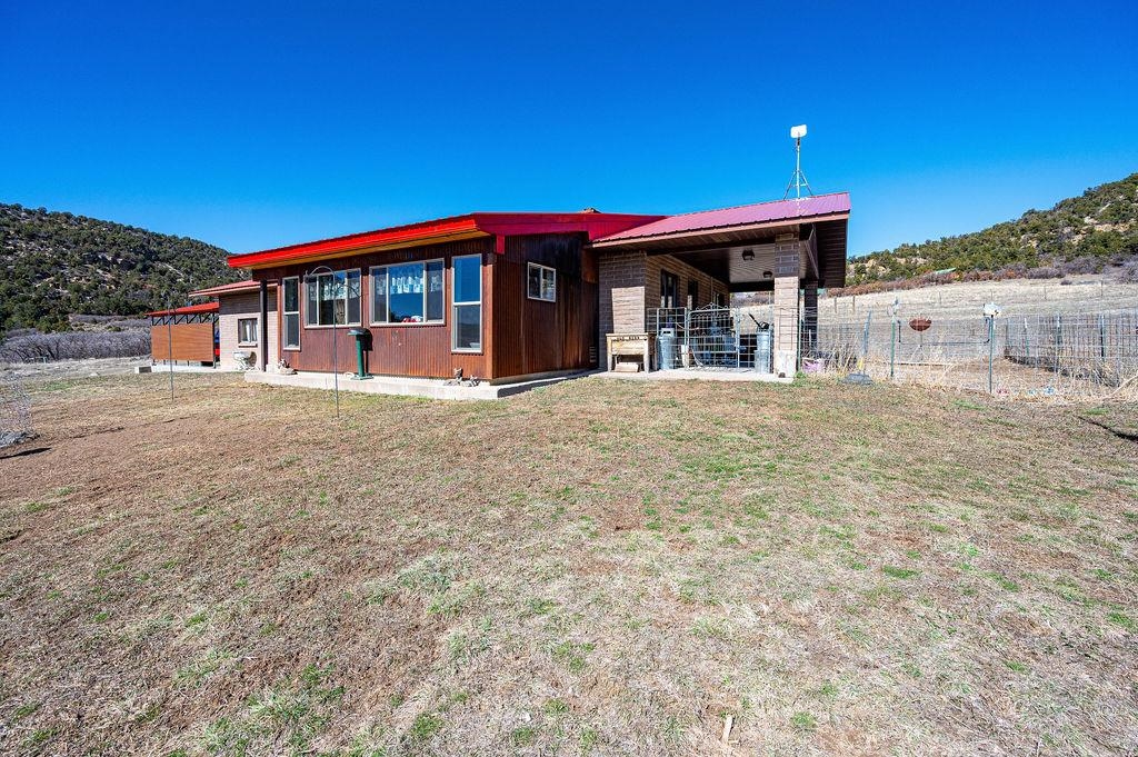 18726 Kimball Creek Road Property Photo 3