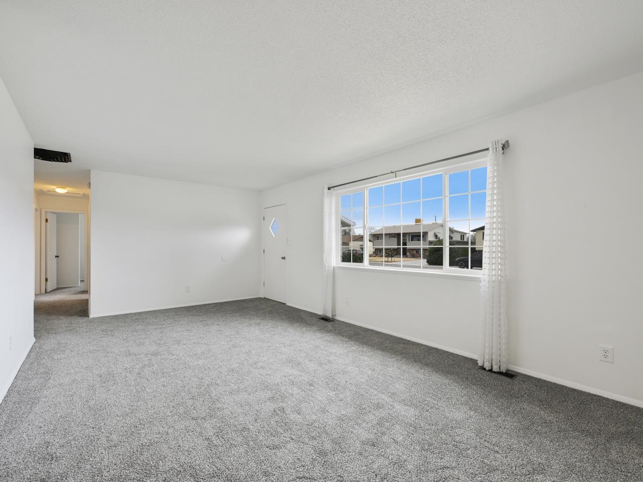2804 Mesa Avenue Property Photo 5