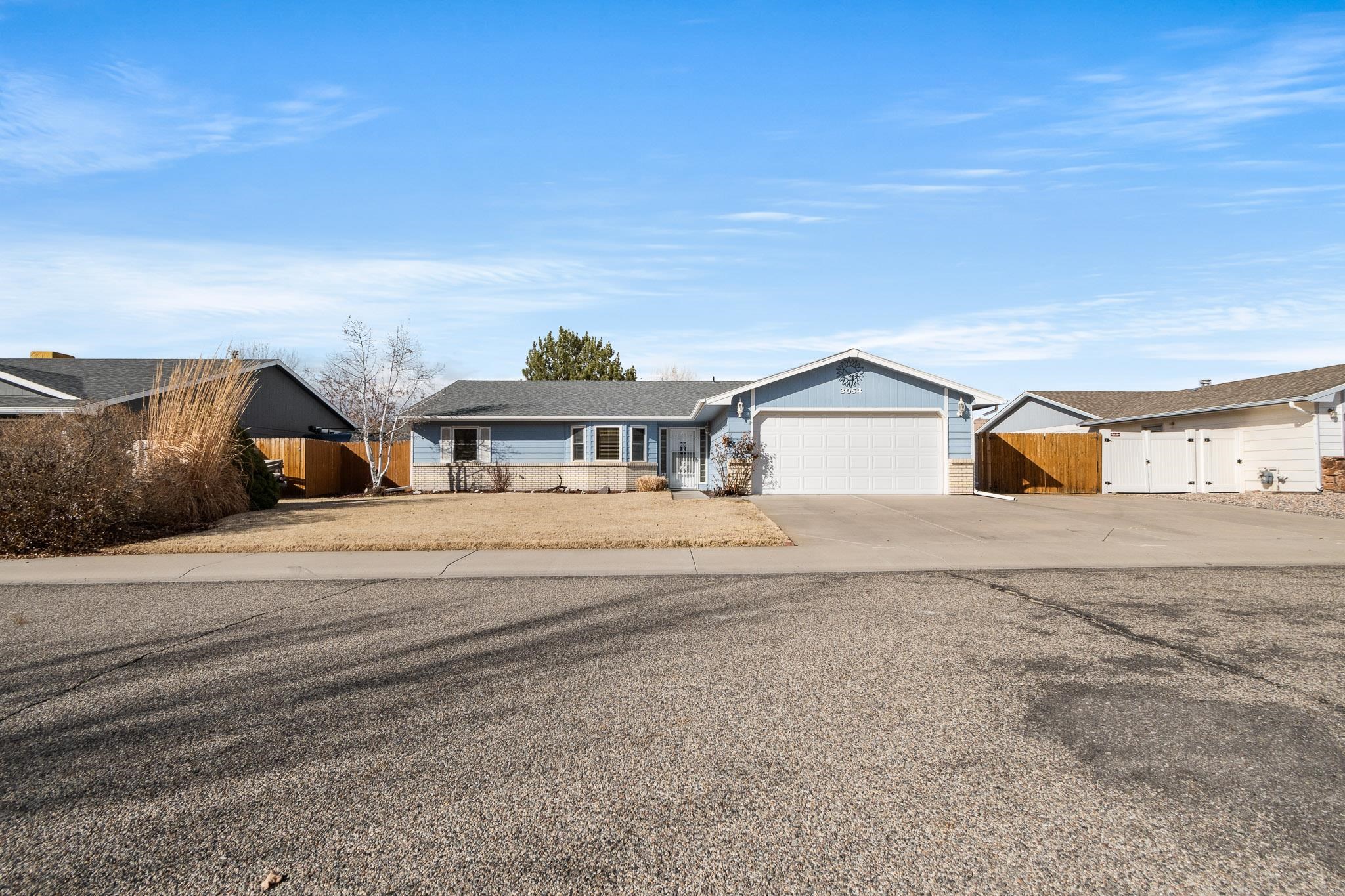 3052 Camelot Place Property Photo 1