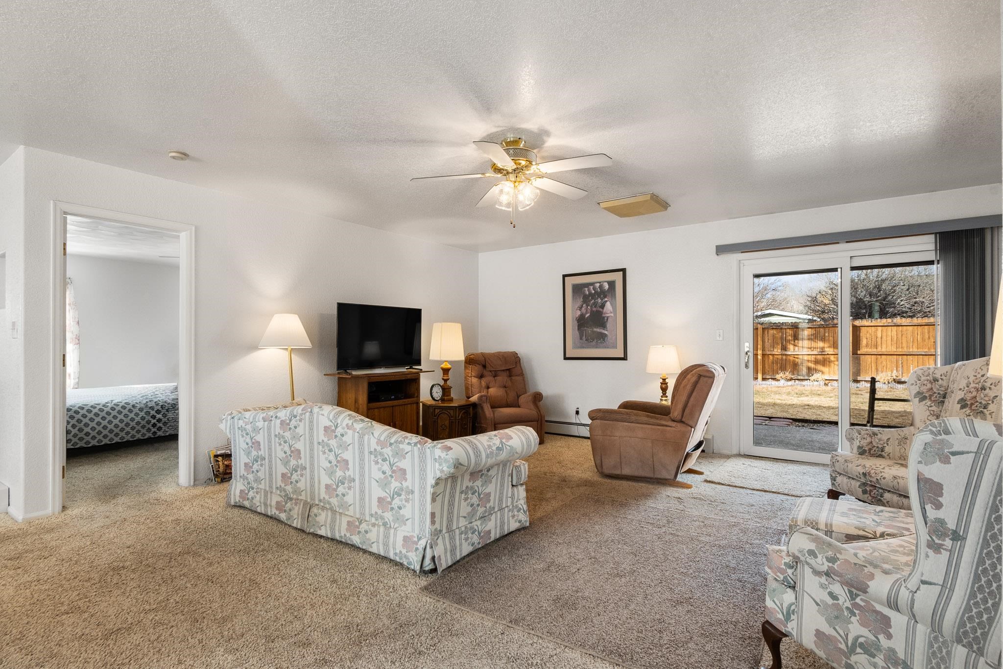 3052 Camelot Place Property Photo 4