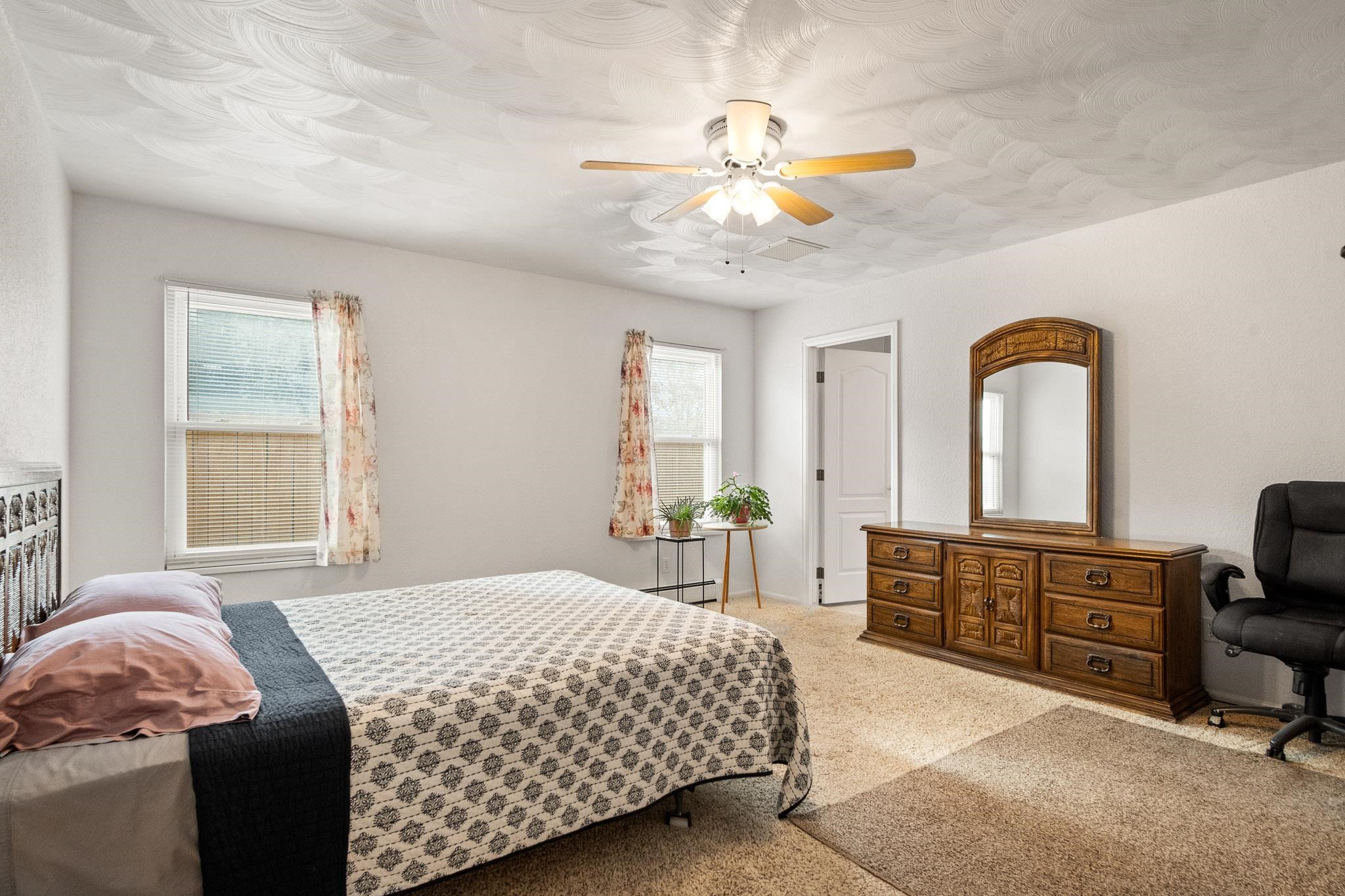 3052 Camelot Place Property Photo 12
