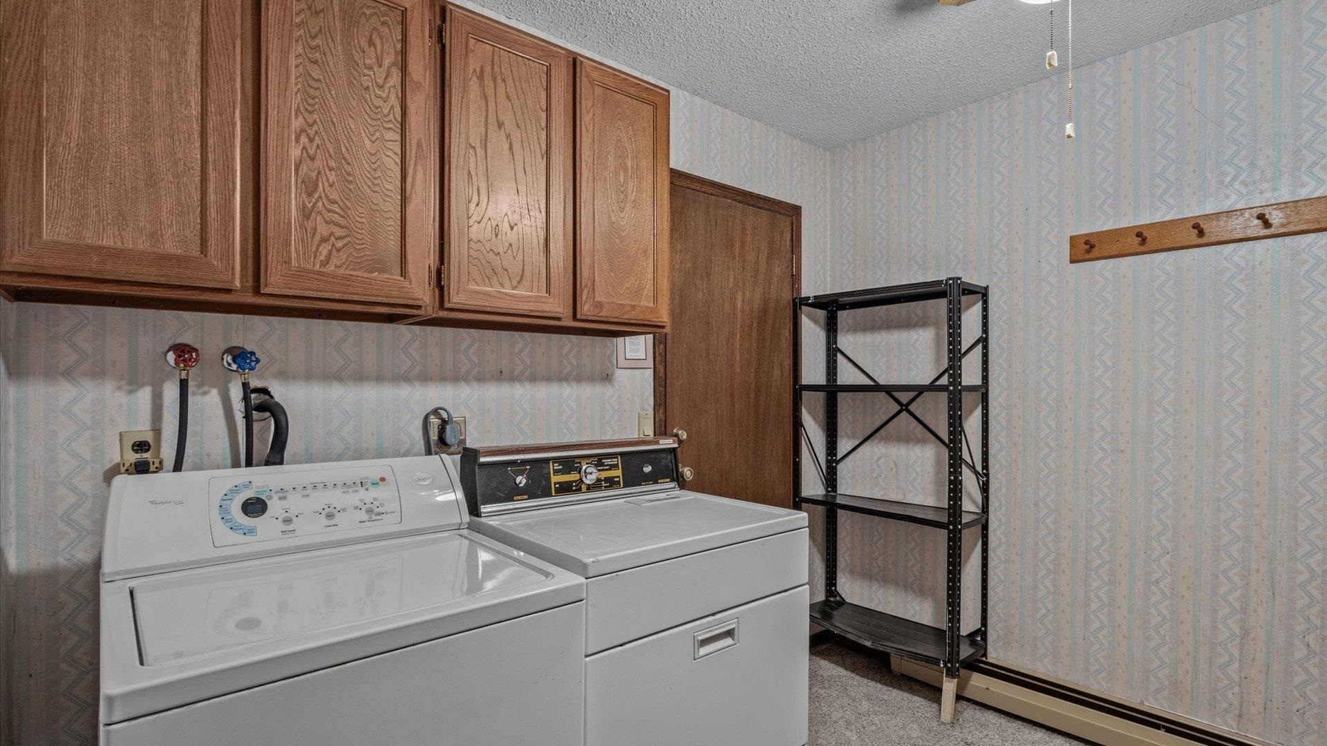 4010 Applewood Street Property Photo 21