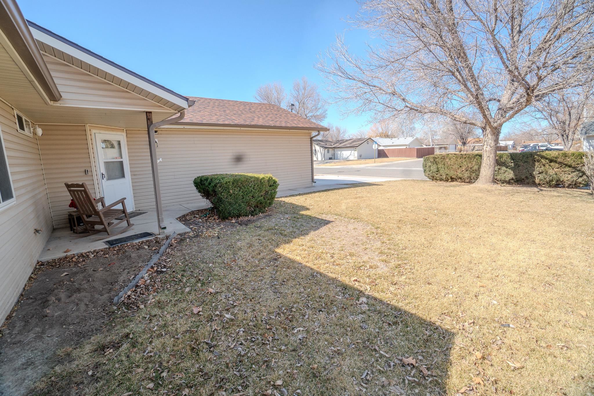 1148 Powell Street Property Photo 2