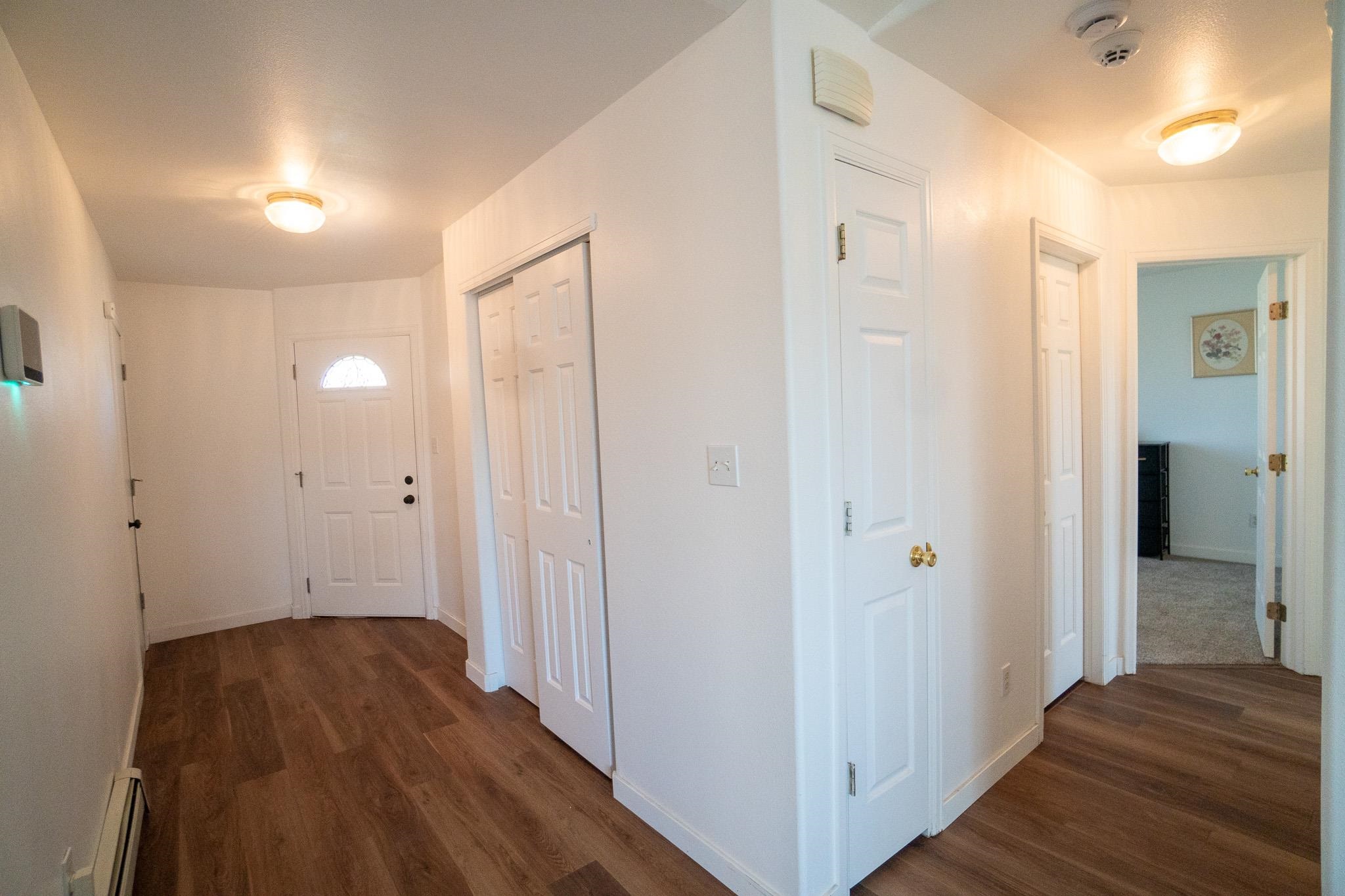 1148 Powell Street Property Photo 4