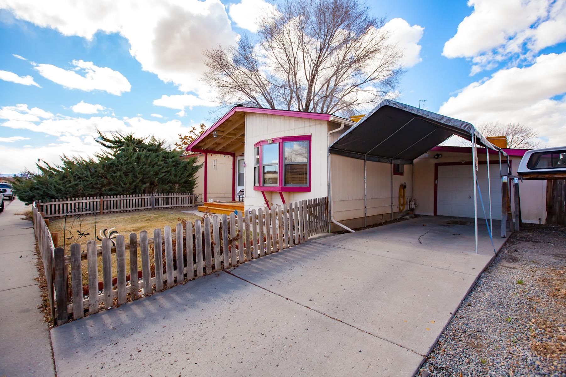416 Meadowvale Way Property Photo 3